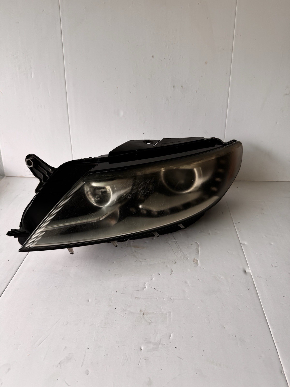 2013-2017 VOLKSWAGEN CC DRIVER LEFT XENON HID HEADLIGHT LED DRL w/AFS complete 2013-2017 VOLKSWAGEN CC DRIVER LEFT XENON HID HEADLIGHT LED DRL w/AFS complete