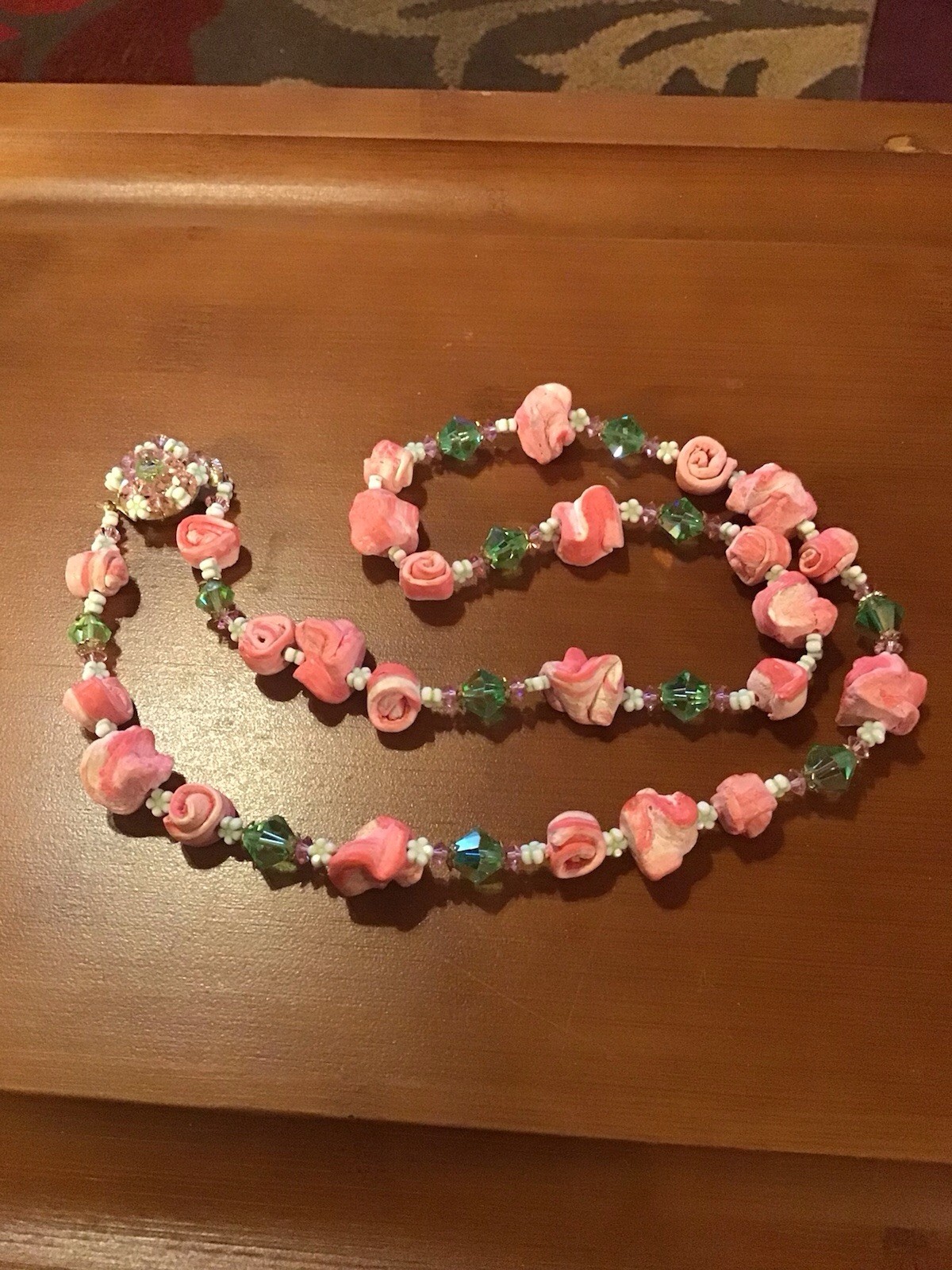 Vintage Vendome Unusual Rolled Rose Necklace Aurora Borealis Beads Unmarked Vintage Vendome Unusual Rolled Rose Necklace Aurora Borealis Beads Unmarked