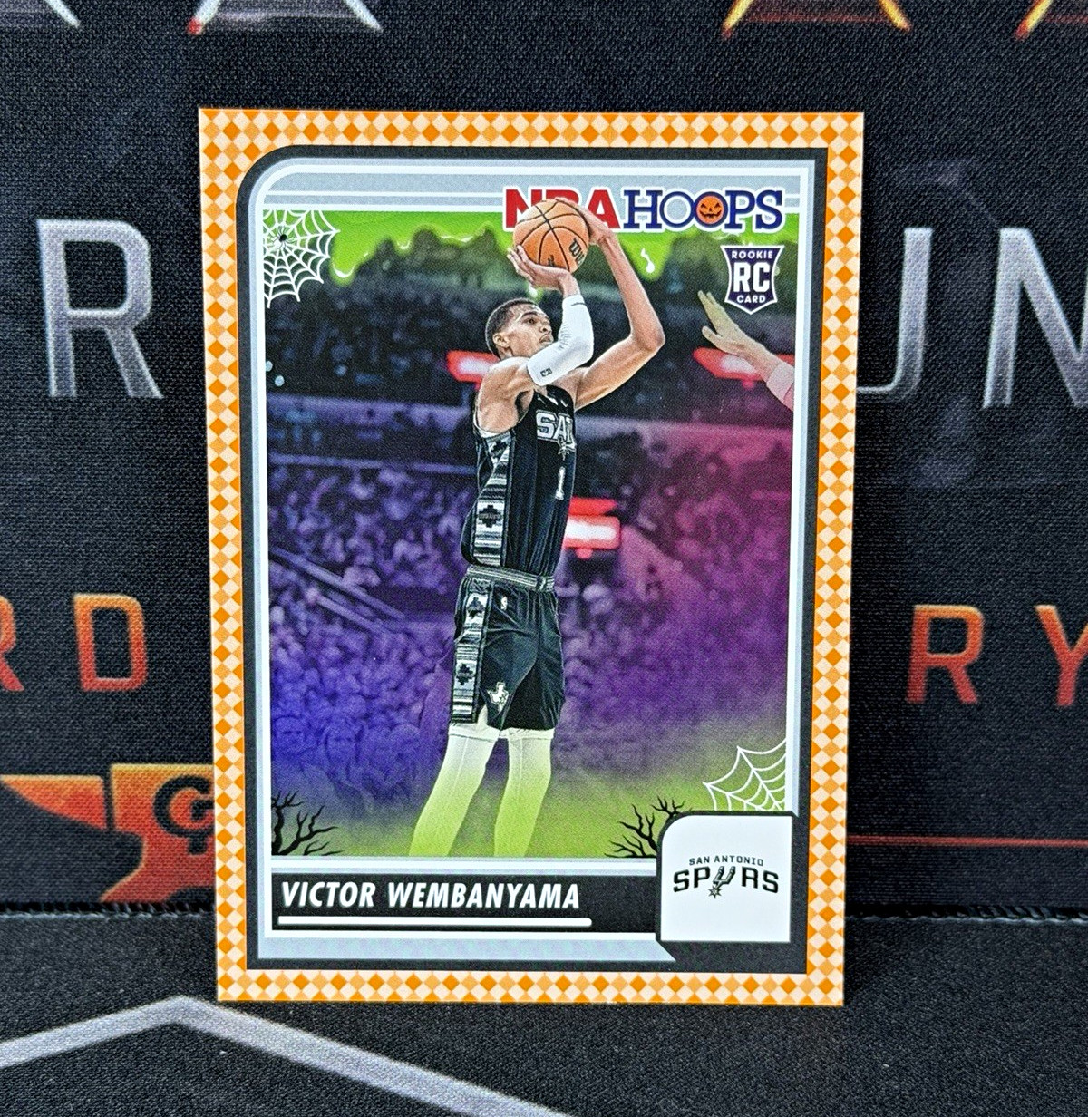 Panini 2023-24 Haunted Hoops Victor Wembanyama Orange RC #108 Spurs Panini 2023-24 Haunted Hoops Victor Wembanyama Orange RC #108 Spurs