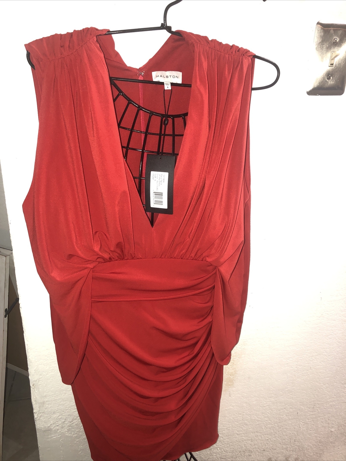 $425 Halston Heritage Women\'s Red Ria Draped V-Neck Jersey Dress Sz 6 $425 Halston Heritage Women\'s Red Ria Draped V-Neck Jersey Dress Sz 6
