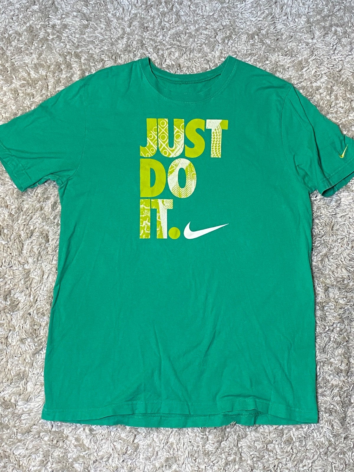 Mens Nike Just Do It T-Shirt Athletic Standard Fit - Green Tee Size Large Mens Nike Just Do It T-Shirt Athletic Standard Fit - Green Tee Size Large