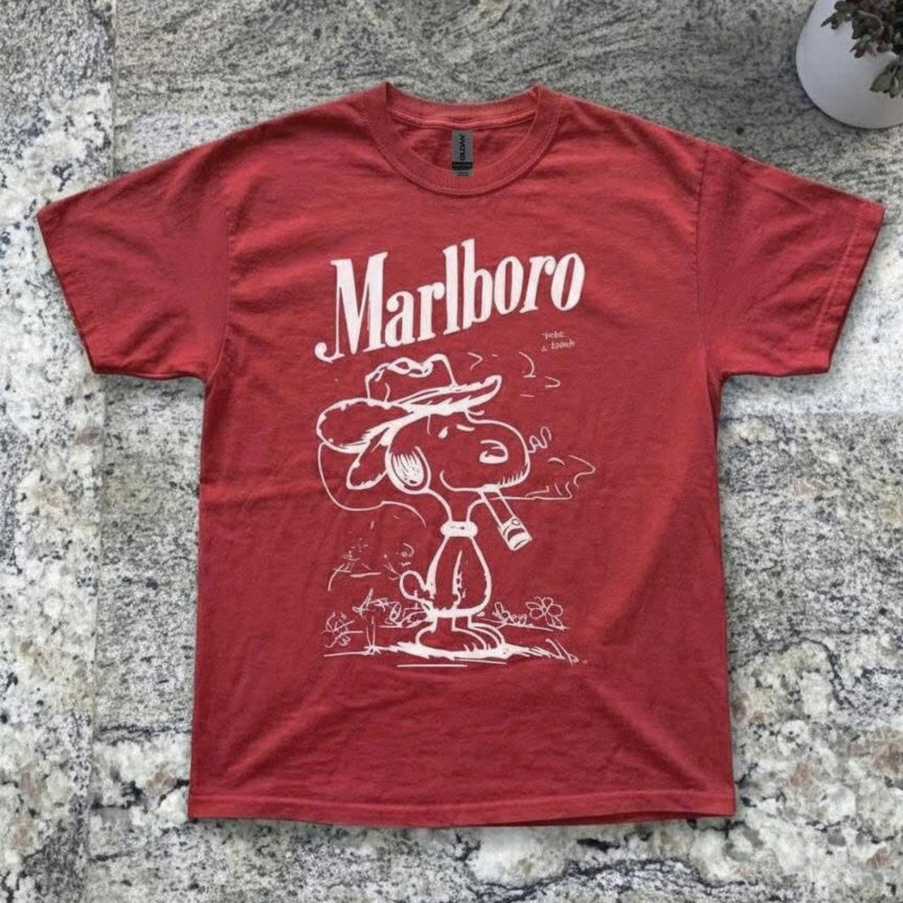 Gildan Red Marlboro Snoopy Graphic T Shirt Vintage Style Reprint Tee S-5XL Gildan Red Marlboro Snoopy Graphic T Shirt Vintage Style Reprint Tee S-5XL