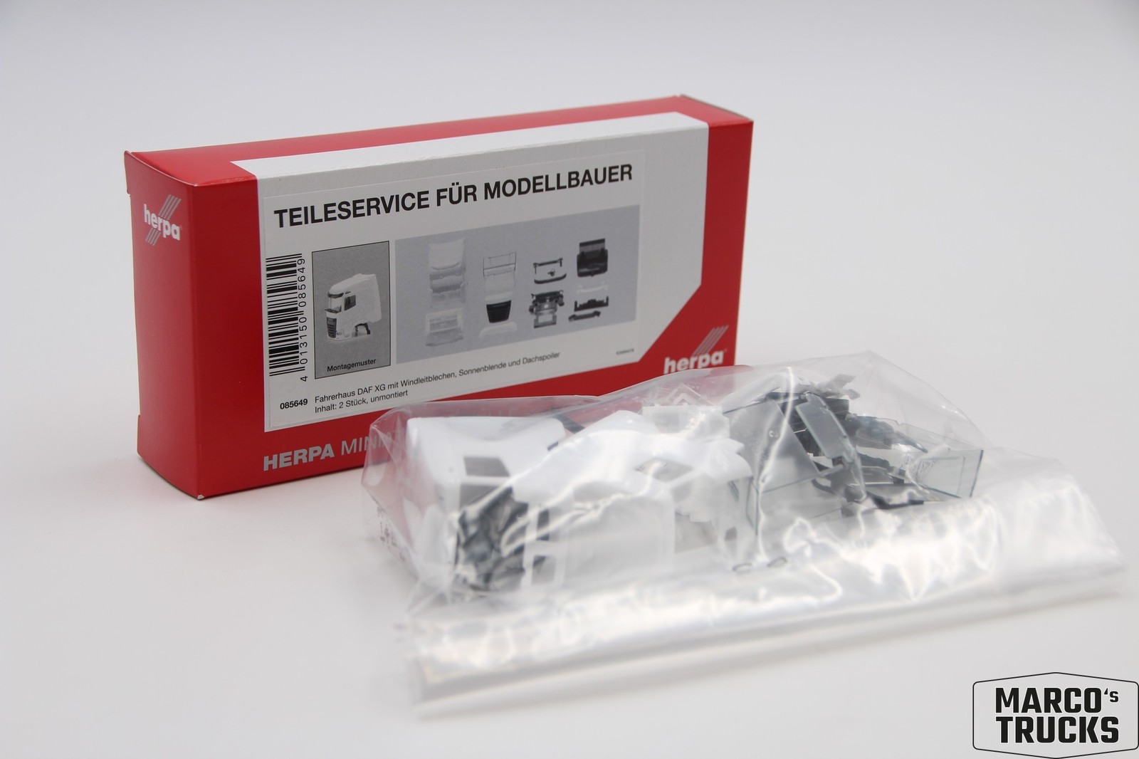 Herpa Parts service cabin  DAF XG mit WLB und DS, 2 Piece No. 085649 1:87 /HN264