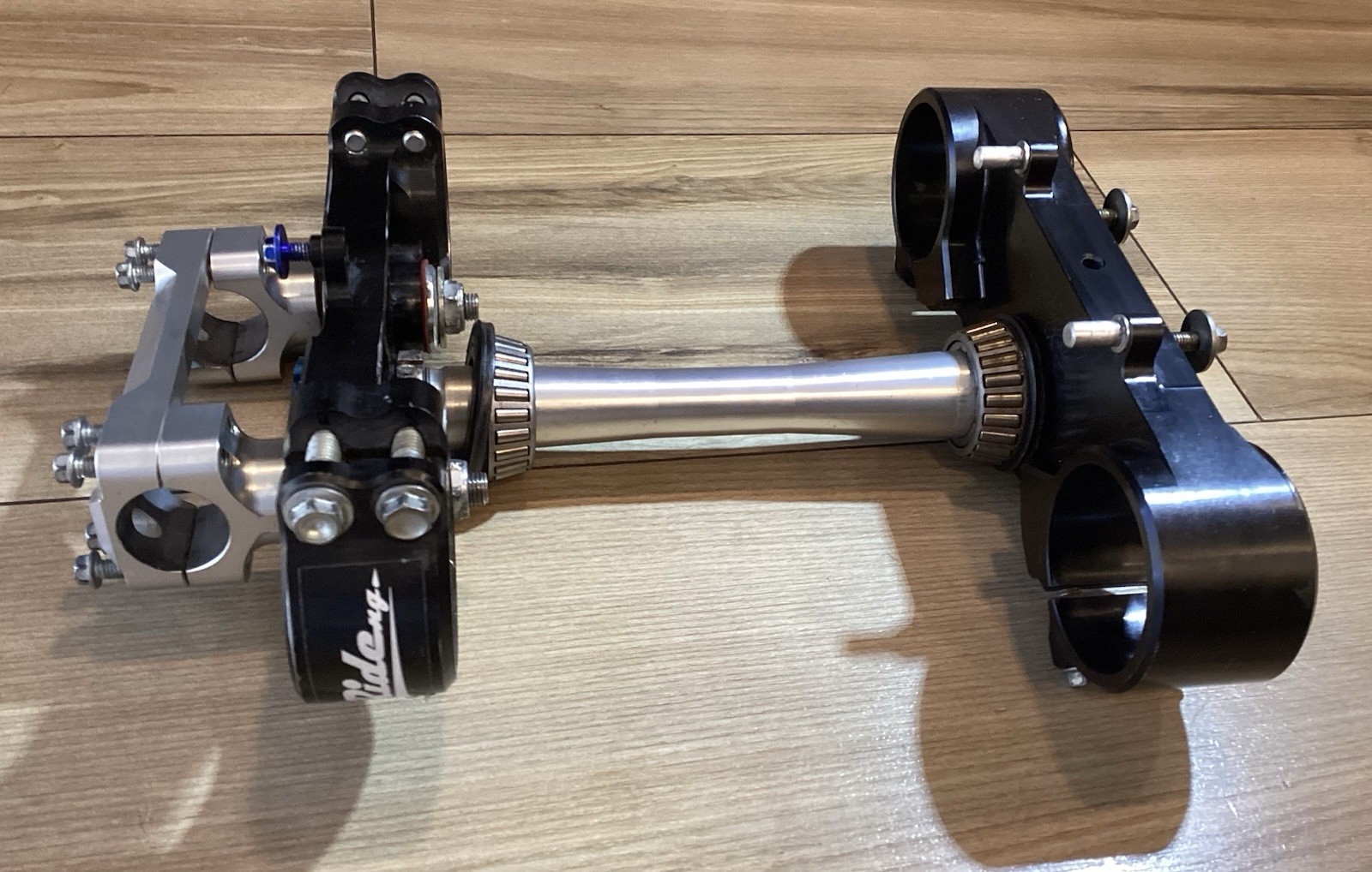 21.5 Offset Ride Engineering 2019-2023 kx450 triple clamps KX250 21.5 Offset Ride Engineering 2019-2023 kx450 triple clamps KX250