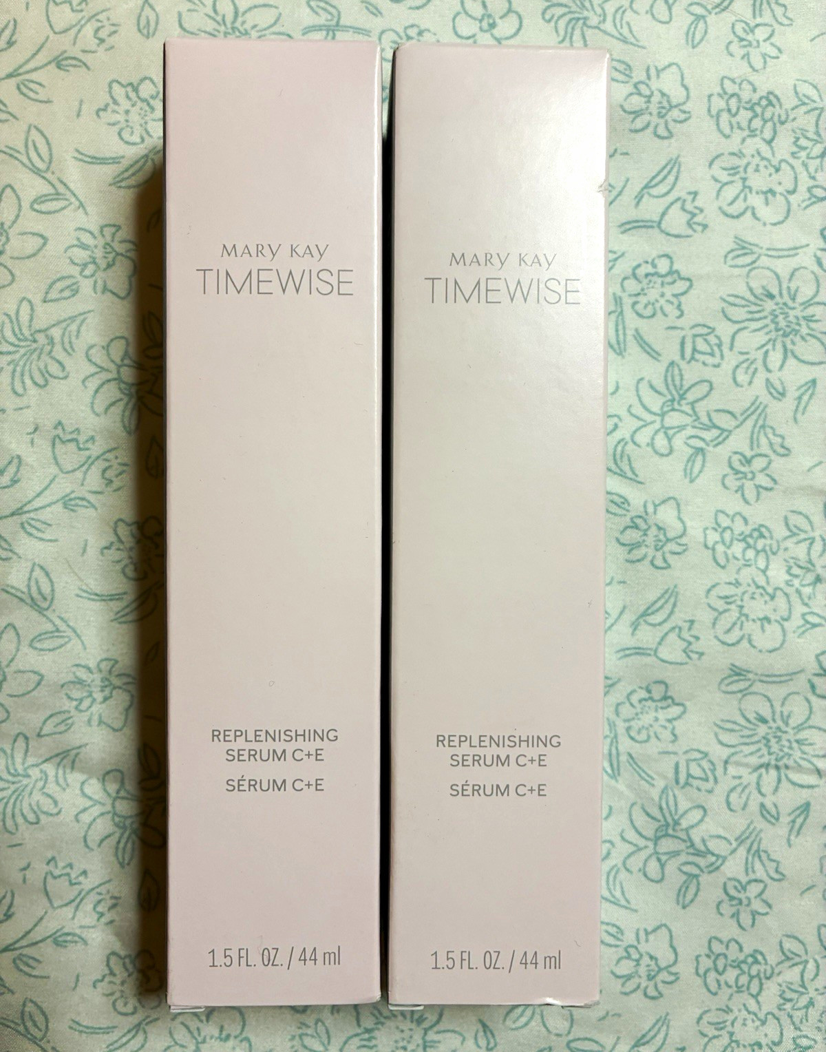Mary Kay TimeWise Replenishing C+E Face Serum 1.5 fl oz / 44 ml Mary Kay TimeWise Replenishing C+E Face Serum 1.5 fl oz / 44 ml