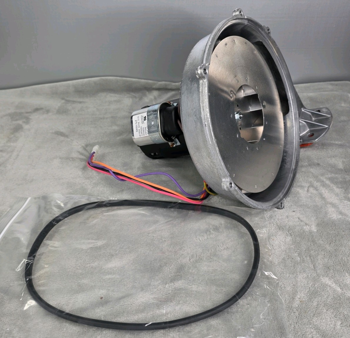 OEM Trane KIT02591 Combustion Inducer Blower With Motor 9X38040310010 NEW