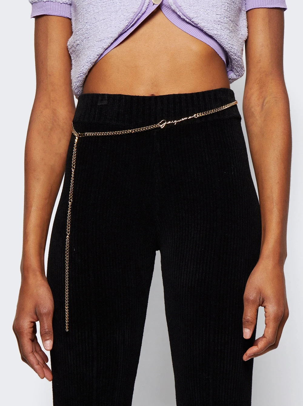 Jacquemus La Ceinture Signature Logo Chain Belt Gold $340 Jacquemus La Ceinture Signature Logo Chain Belt Gold $340