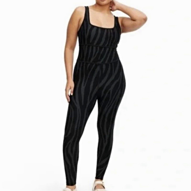 Diane von Furstenberg DVF for Target 2023 Zebra Print Jumpsuit Black/Gray XL Diane von Furstenberg DVF for Target 2023 Zebra Print Jumpsuit Black/Gray XL