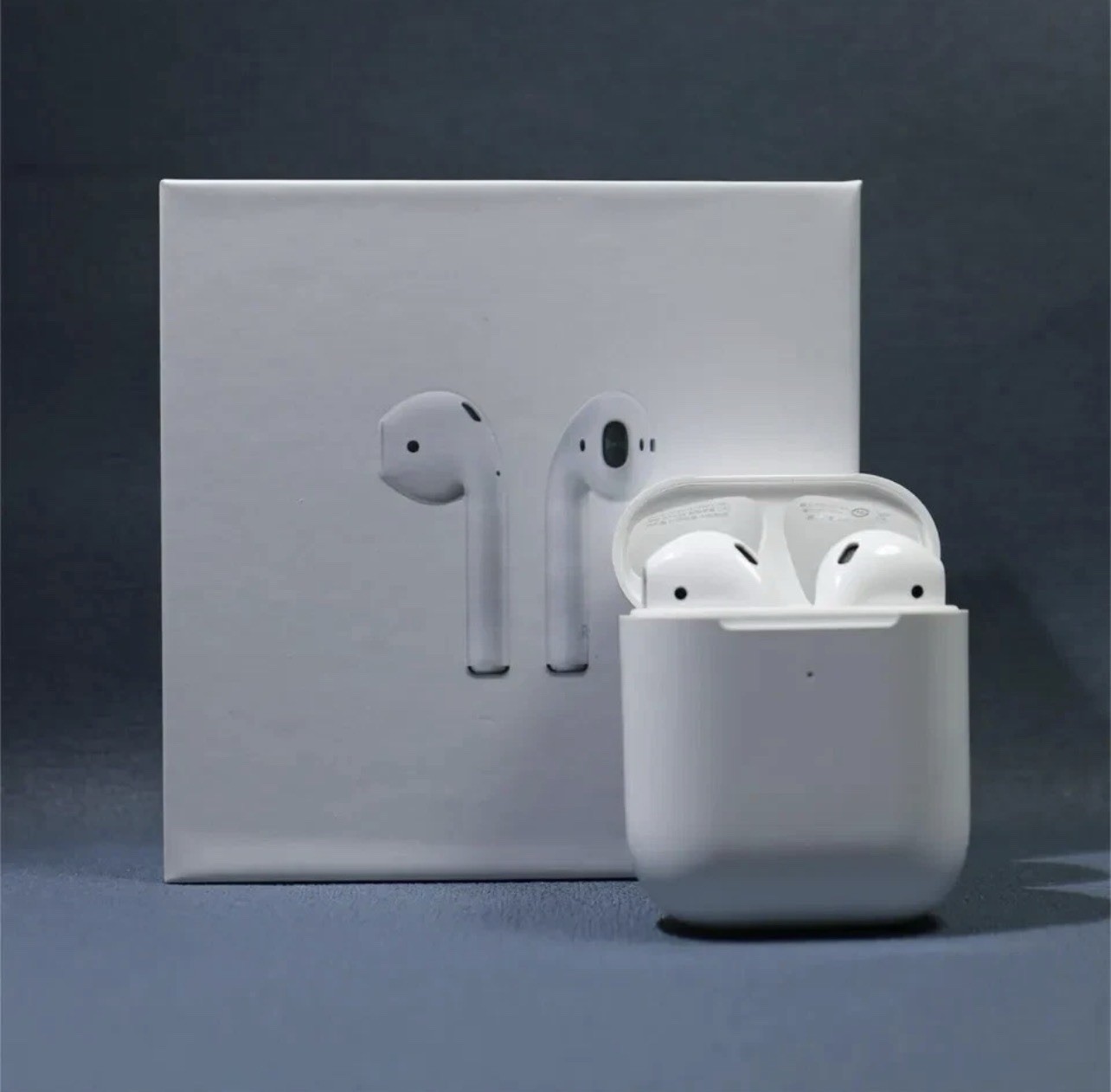 Apple AirPods 2nd generation In-Ear Bluetooth Headset w/ Wireless Charging Apple AirPods 2nd generation In-Ear Bluetooth Headset w/ Wireless Charging