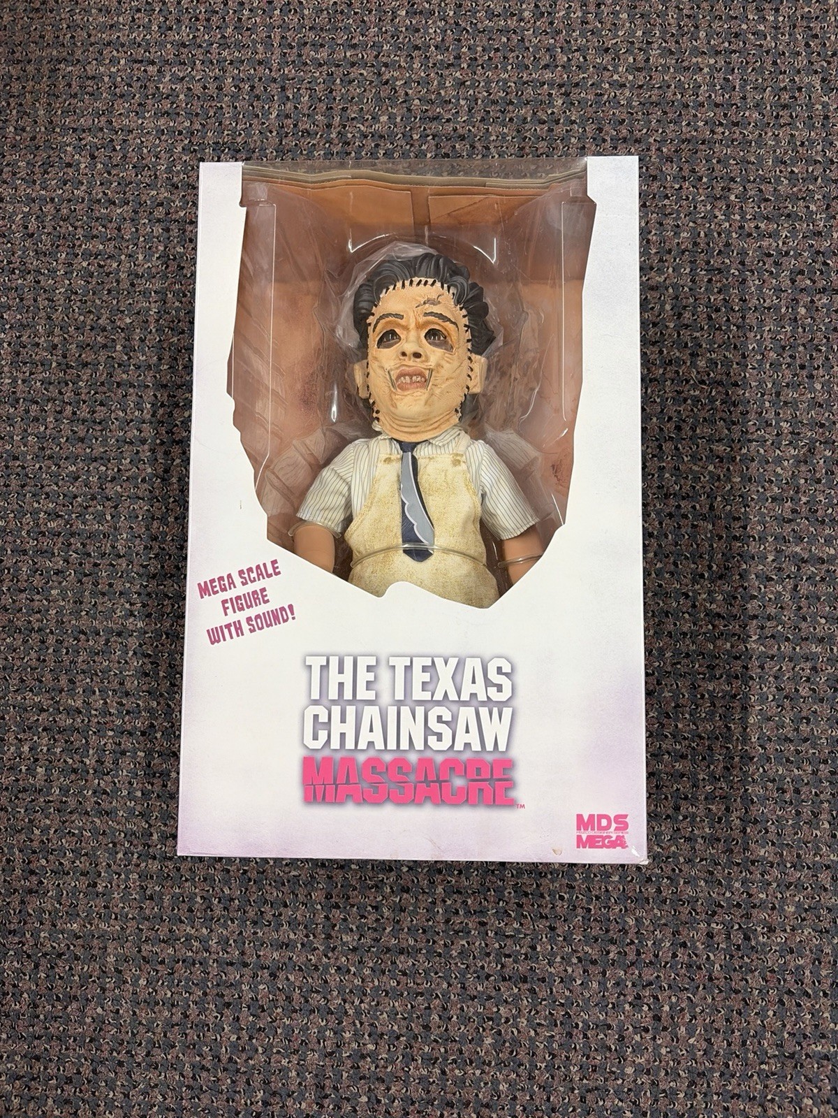Leatherface The Texas Chainsaw Massacre Mezco MDS Mega Scale 15inch Leatherface The Texas Chainsaw Massacre Mezco MDS Mega Scale 15inch