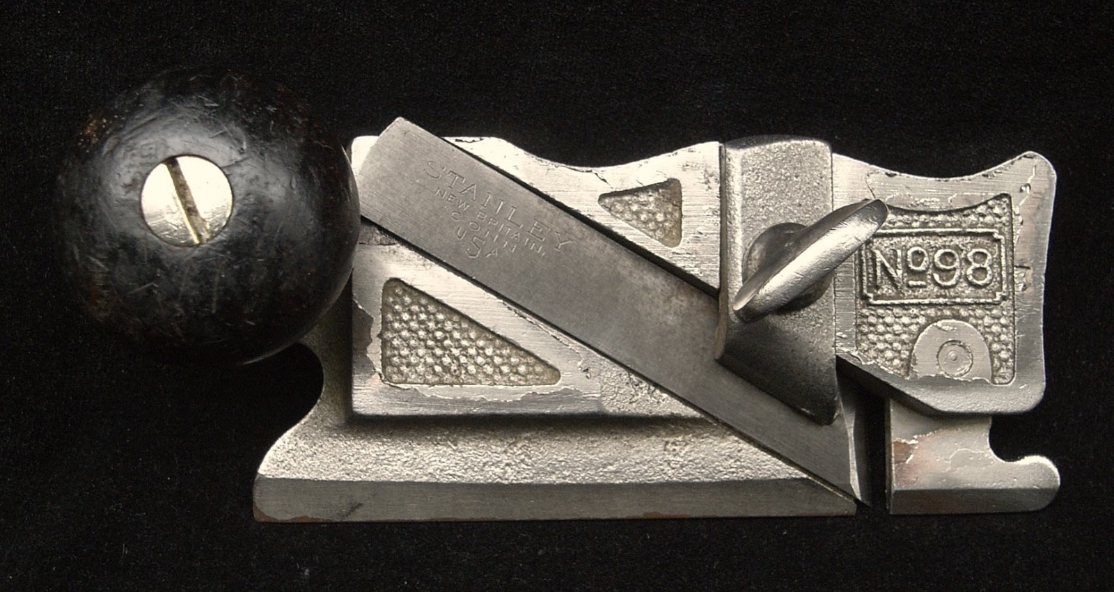 VINTAGE STANLEY  No 98 RIGHT HAND SIDE REBATE PLANE IN EXCELLENT CONDITION