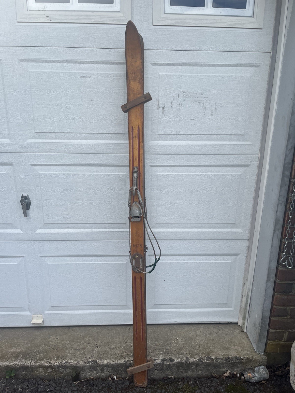Vintage Hickory-Wooden Skis Vintage Hickory-Wooden Skis