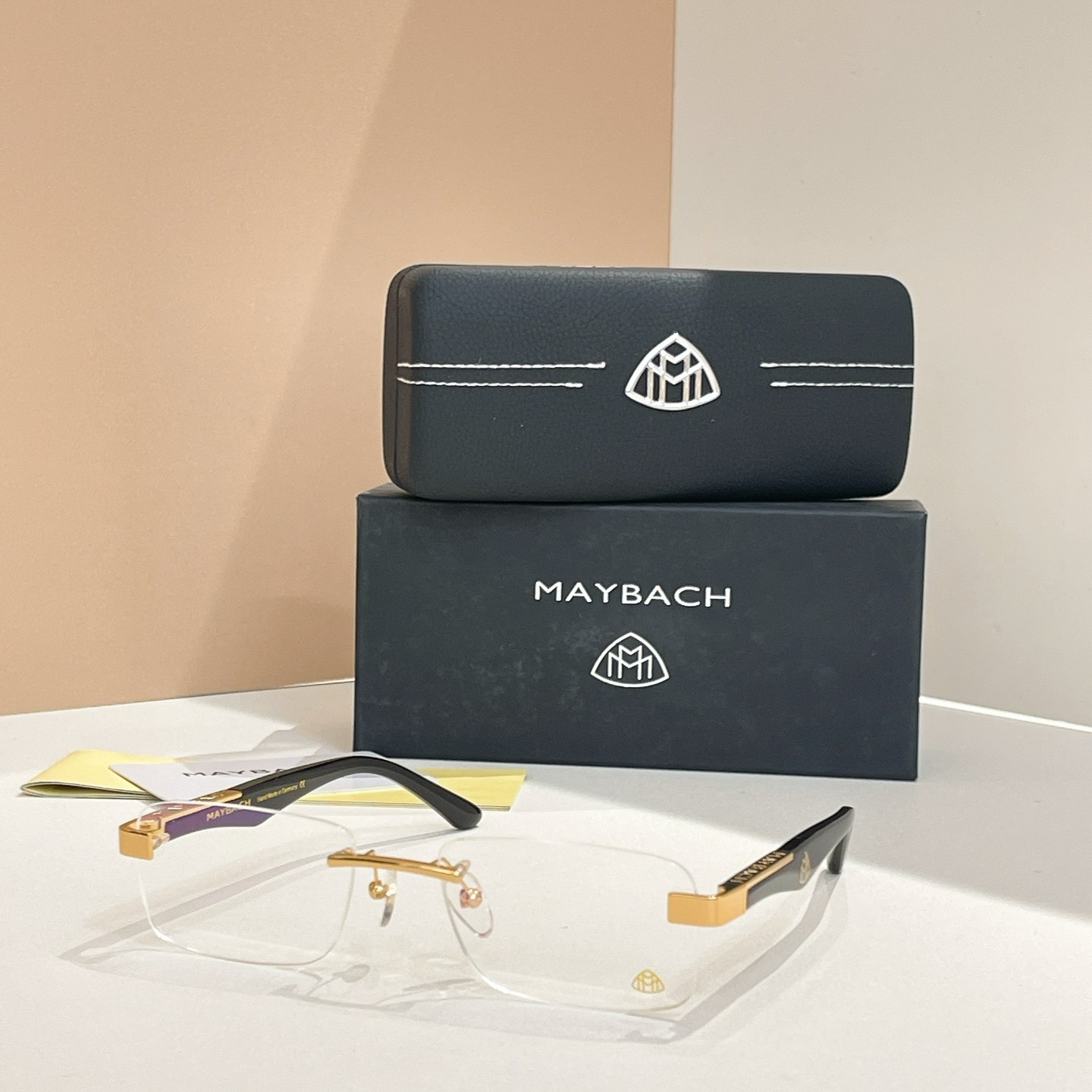 Maybach Designer Rimless Glasses - Model: The Artist III - Size: 56-18-145 Maybach Designer Rimless Glasses - Model: The Artist III - Size: 56-18-145