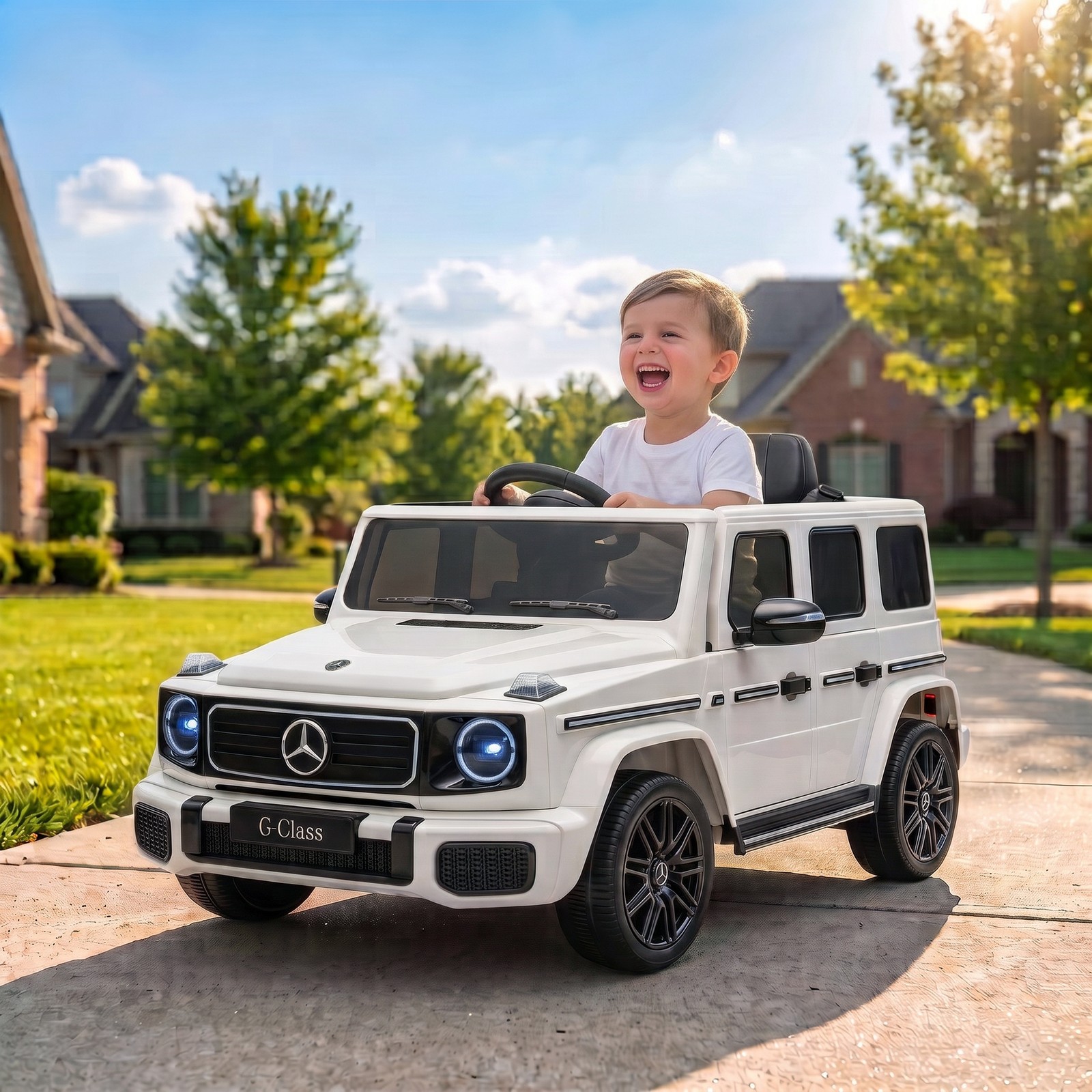 Qaba Licensed Mercedes-Benz G580 12V Kids Ride On Car with Remote Control Qaba Licensed Mercedes-Benz G580 12V Kids Ride On Car with Remote Control