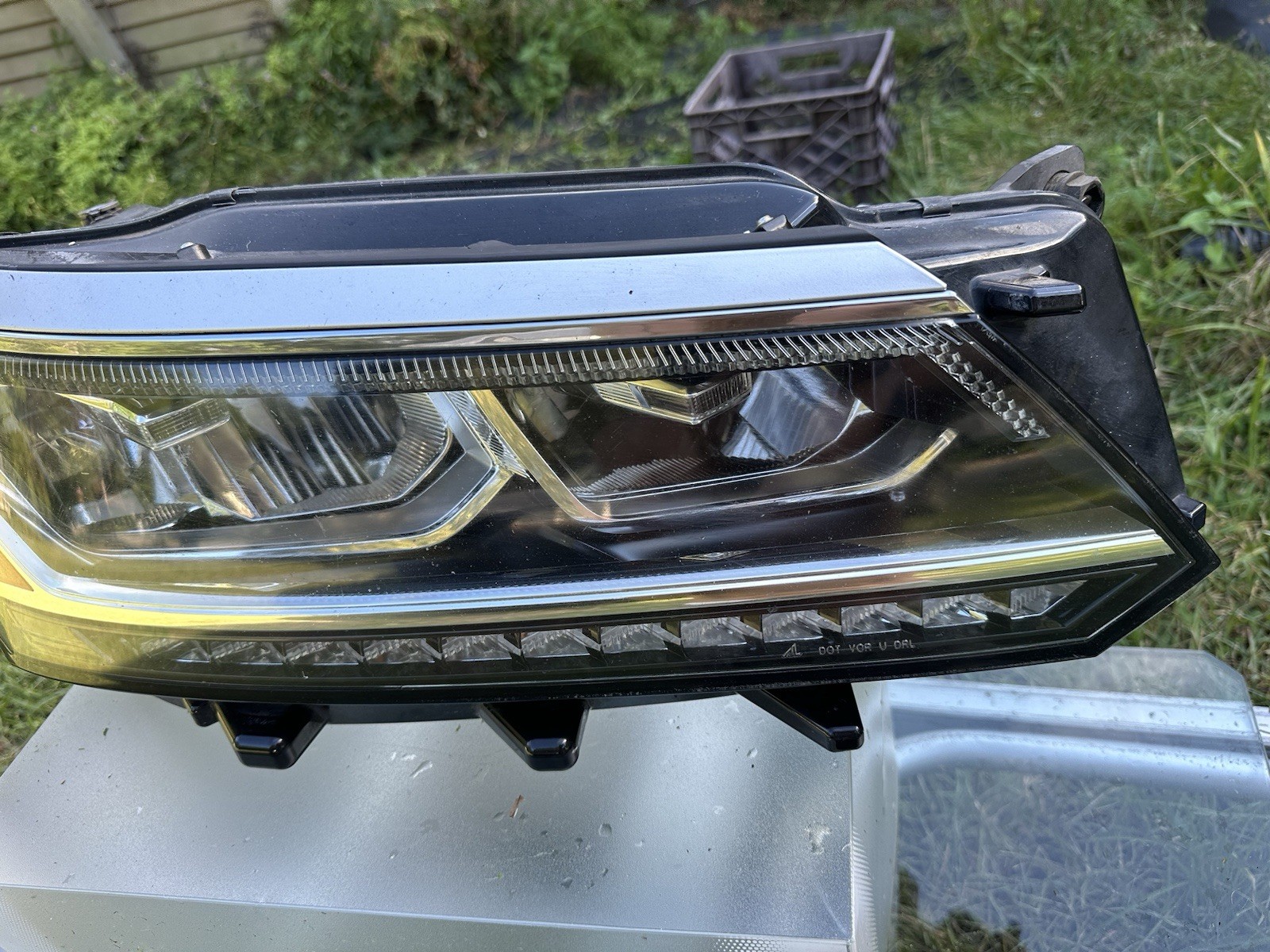 2015-2019 Volkswagen Passat B8 LED Headlight Right RH USED GENUINE 3G1941035L 2015-2019 Volkswagen Passat B8 LED Headlight Right RH USED GENUINE 3G1941035L