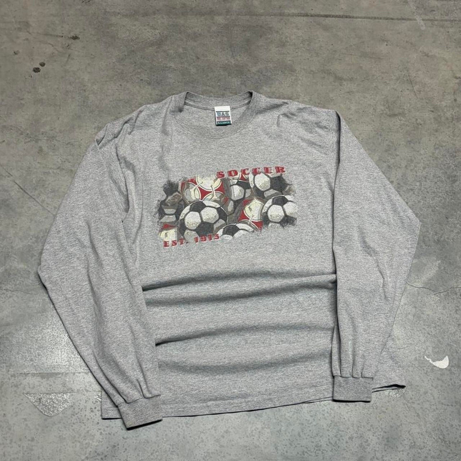 Vintage 90s grey long sleeve Vintage 90s grey long sleeve