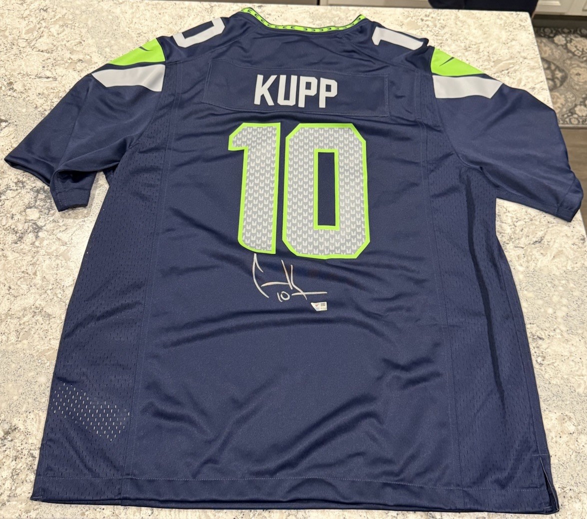 Cooper Kupp Fanatics Signed Jersey COA Under Wraps Seahawks RARE Authentic M Cooper Kupp Fanatics Signed Jersey COA Under Wraps Seahawks RARE Authentic M