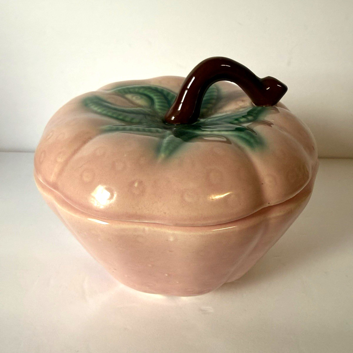 Vintage Belmar California Pottery 310 USA Pink Strawberry Lidded Jar Dish 1950s Vintage Belmar California Pottery 310 USA Pink Strawberry Lidded Jar Dish 1950s
