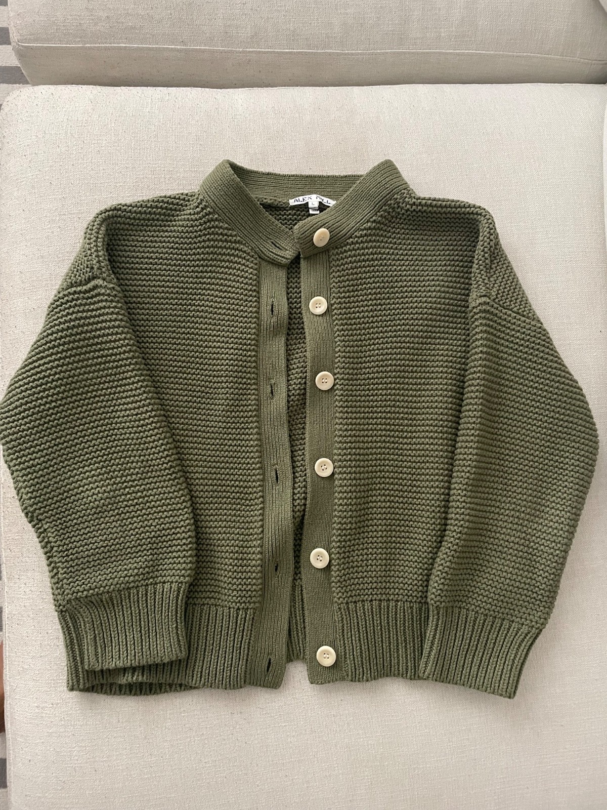 NWOT ALEX MILL NICO CARDIGAN OLIVE GREEN L NWOT ALEX MILL NICO CARDIGAN OLIVE GREEN L