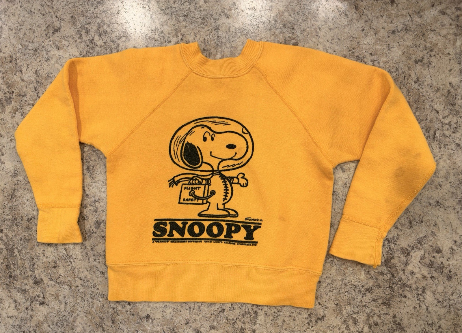 RARE 1960 VINTAGE SPRUCE TAG SPACE SNOOPY CREWNECK KIDS SIZE S RARE 1960 VINTAGE SPRUCE TAG SPACE SNOOPY CREWNECK KIDS SIZE S
