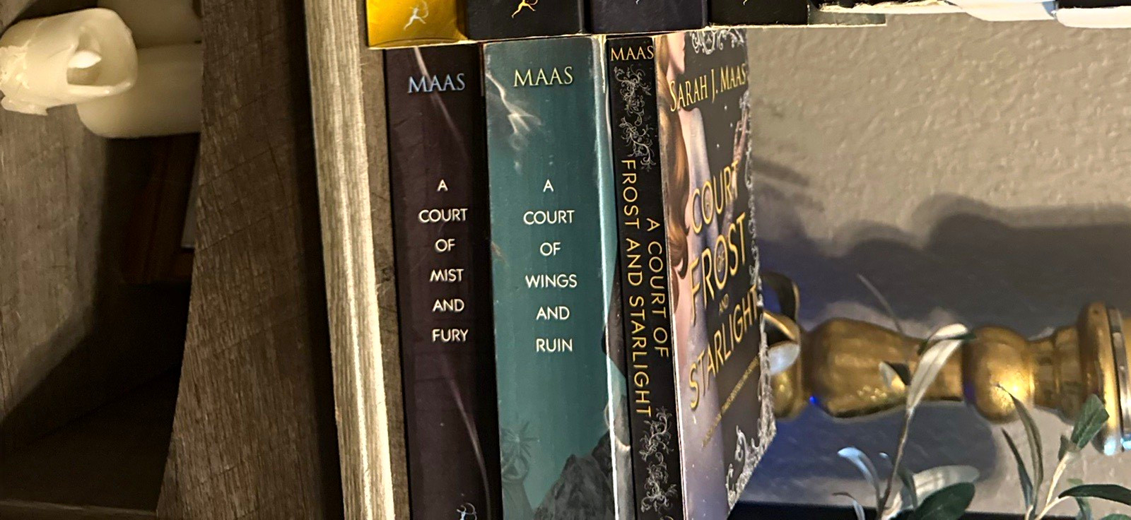 ACOTAR Sarah J. Maas Books. Original covers. Paperback ACOTAR Sarah J. Maas Books. Original covers. Paperback