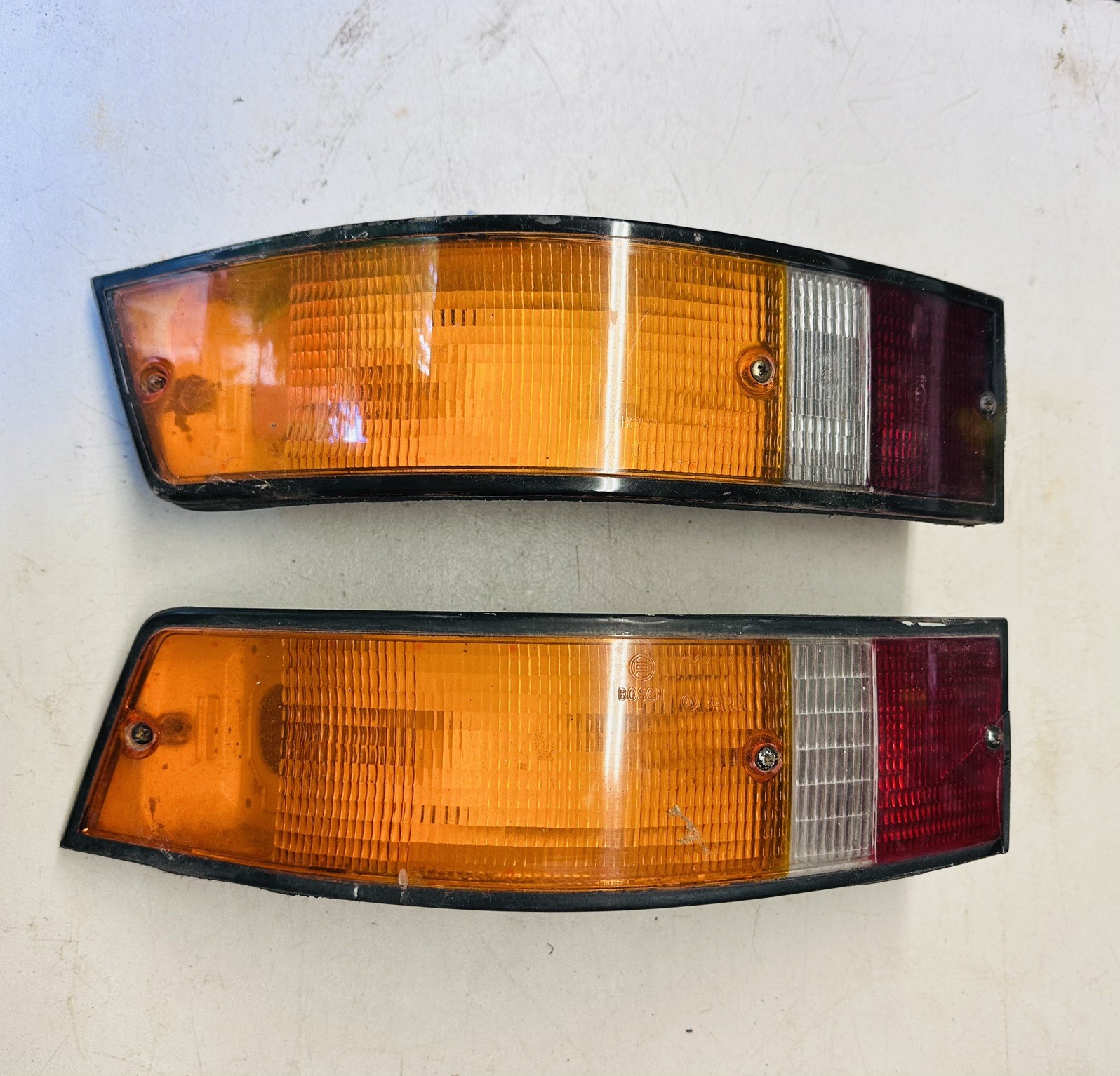 Genuine Porsche 911 Rear Lights Matching Pair + Lenses Bosch 91163193900 Genuine Porsche 911 Rear Lights Matching Pair + Lenses Bosch 91163193900