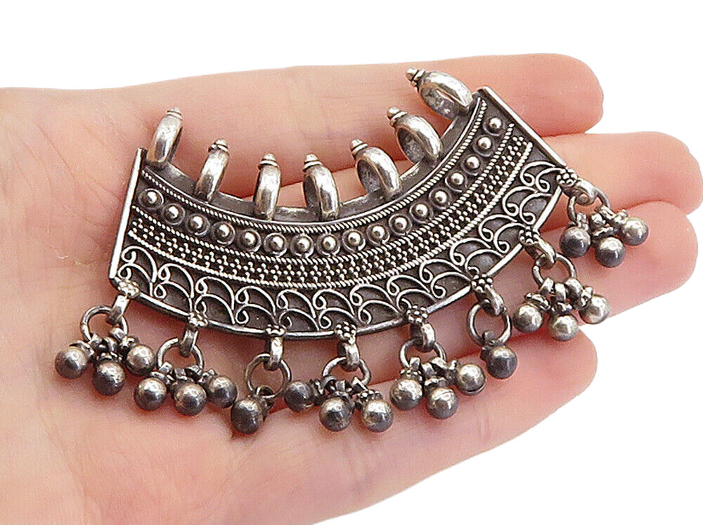 925 Sterling Silver Vintage Antique Ornate Detail Dangling Pendant PT5962 925 Sterling Silver Vintage Antique Ornate Detail Dangling Pendant PT5962