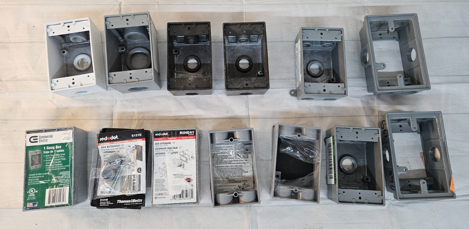 Lot 13 Red Dot Metal Outlet Boxes MISSING HARDWARE Electricians Lot HDlot#5 Lot 13 Red Dot Metal Outlet Boxes MISSING HARDWARE Electricians Lot HDlot#5