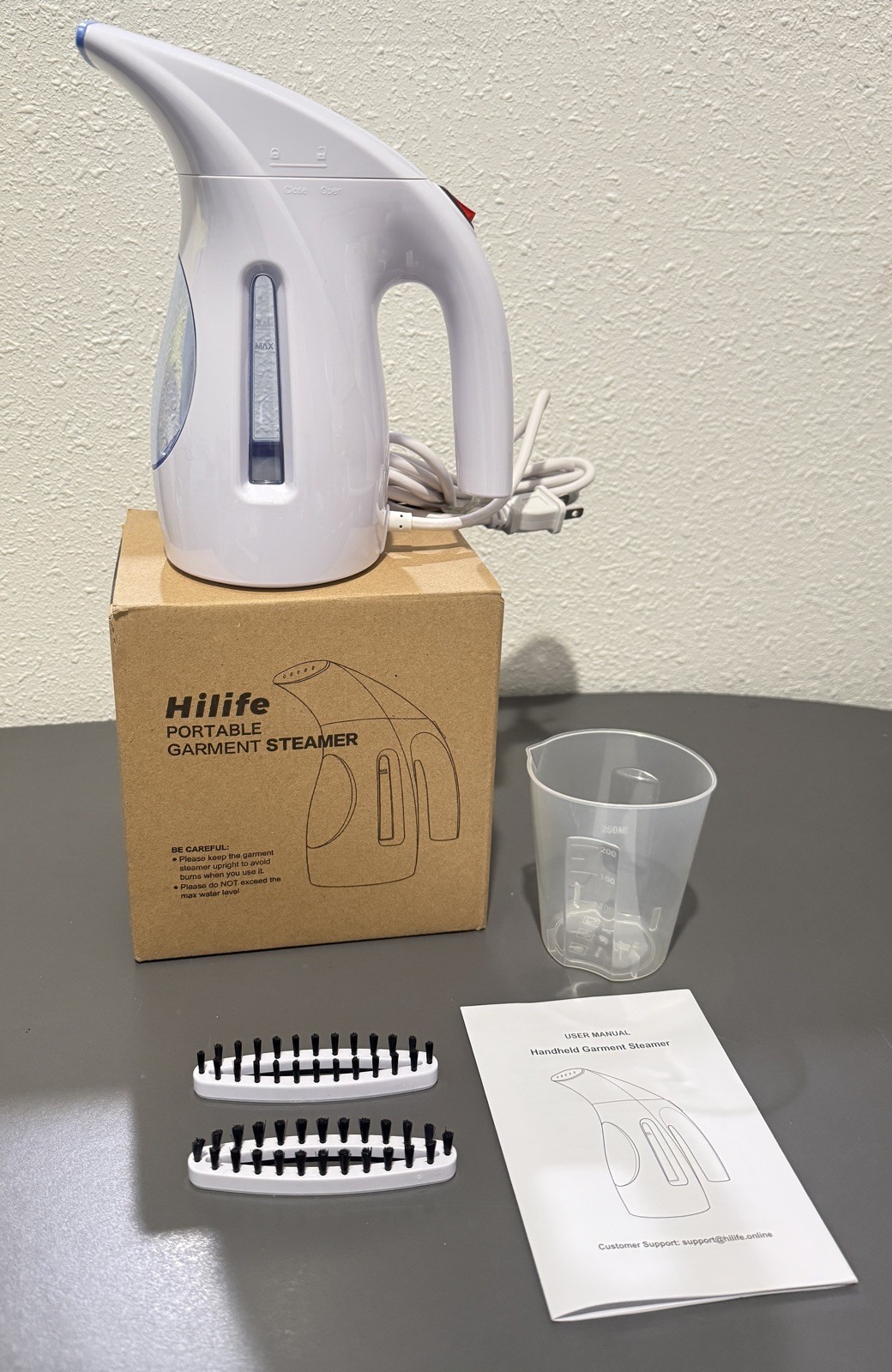 HiLIFE Steamer for Clothes, Portable Handheld Design240ml Big Capacity 700W-Blue