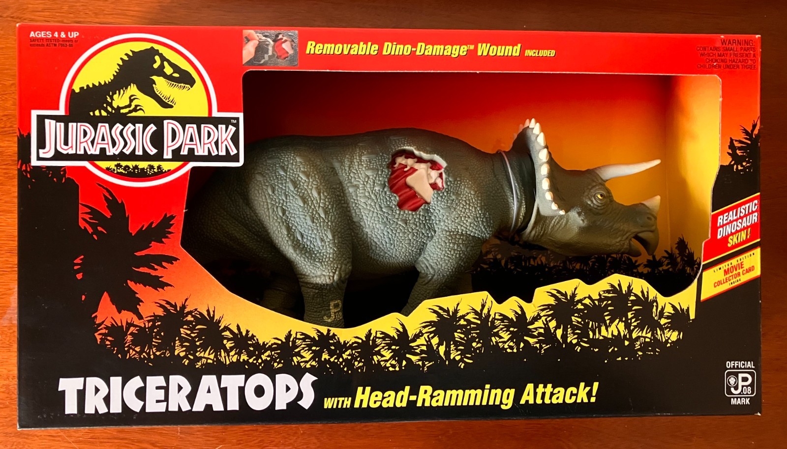Vintage 1993 Jurassic Park Triceratops NIB SEALED w/Head Ramming Attack-Rare Vintage 1993 Jurassic Park Triceratops NIB SEALED w/Head Ramming Attack-Rare