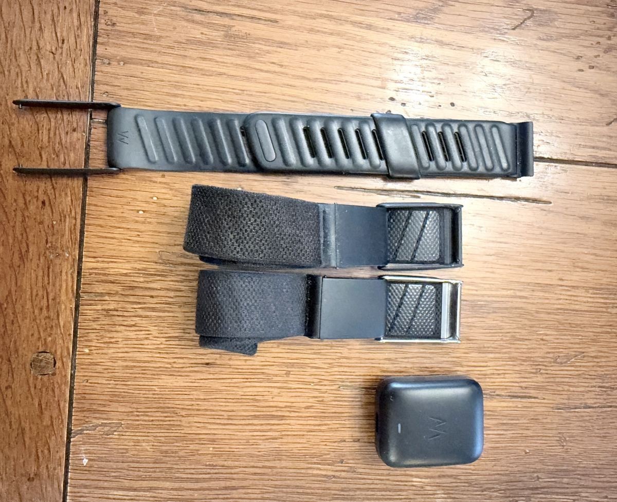 Lot of 2 WHOOP MG 5.0 Sensors + Wireless PowerPack Battery + 3 Black Bands ECG