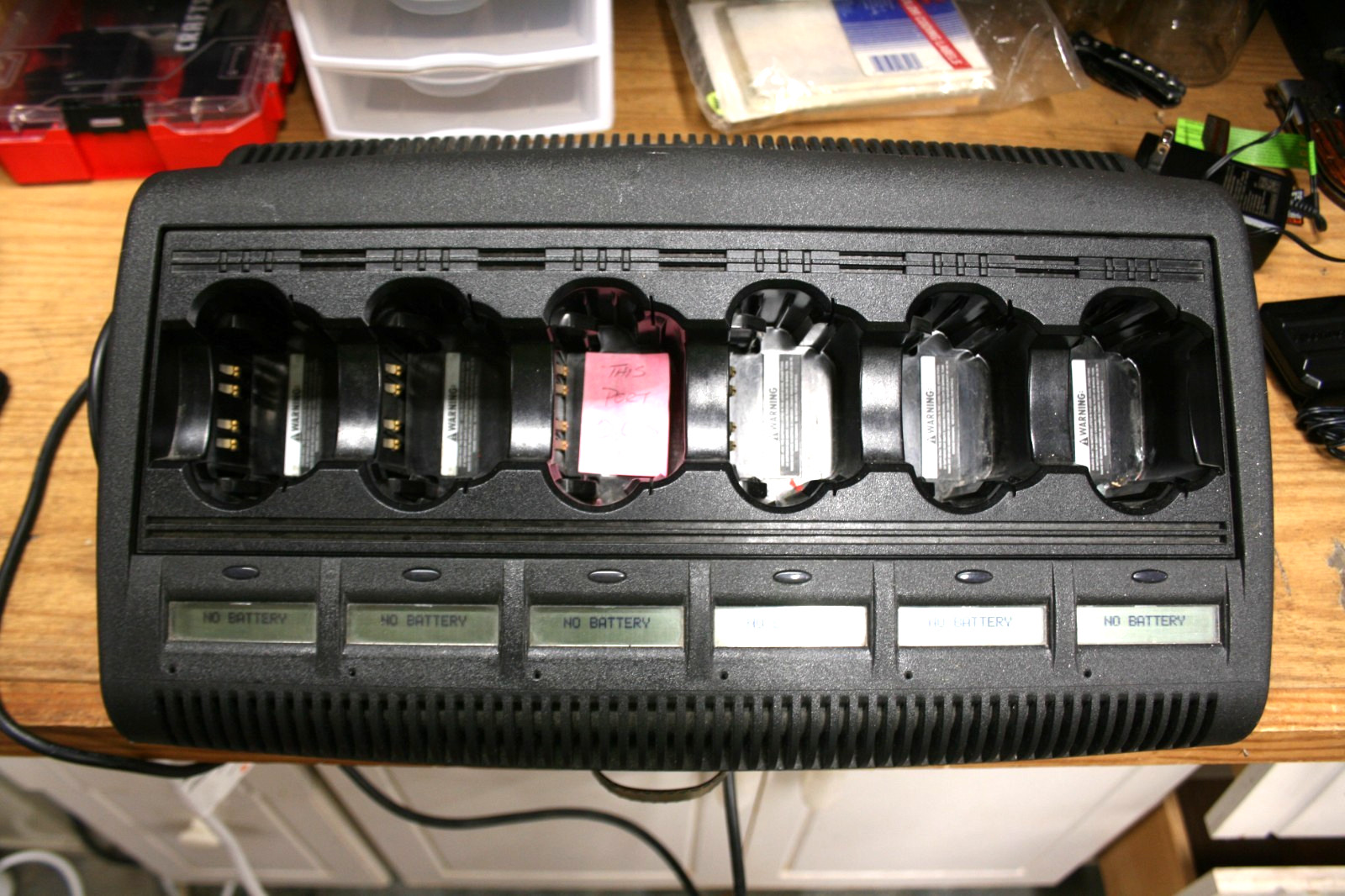 Motorola WPLN4127AR Impres 6-Bank Rack Charger XTS5000/XTS2500/XTS1500 TESTED Motorola WPLN4127AR Impres 6-Bank Rack Charger XTS5000/XTS2500/XTS1500 TESTED
