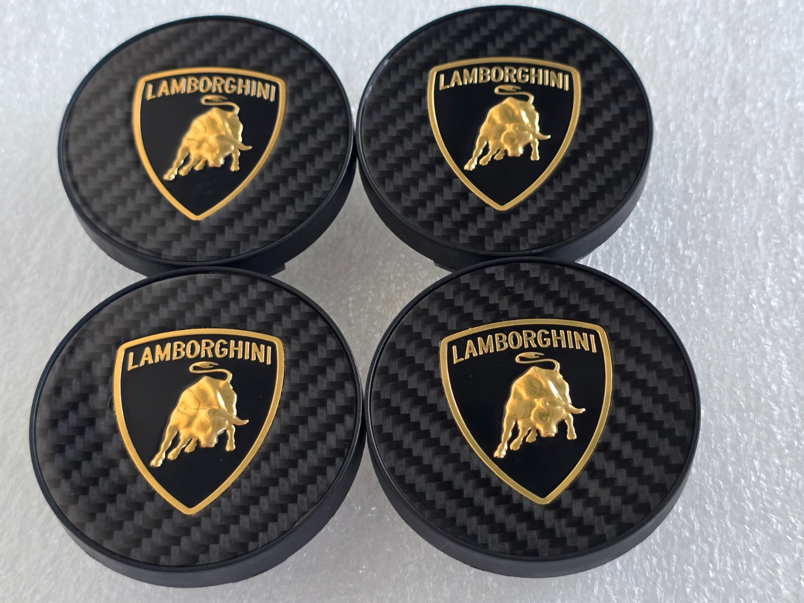 Genuine Lamborghini Carbon Fiber Center Caps Urus Revuelto Huracán Aventador Genuine Lamborghini Carbon Fiber Center Caps Urus Revuelto Huracán Aventador