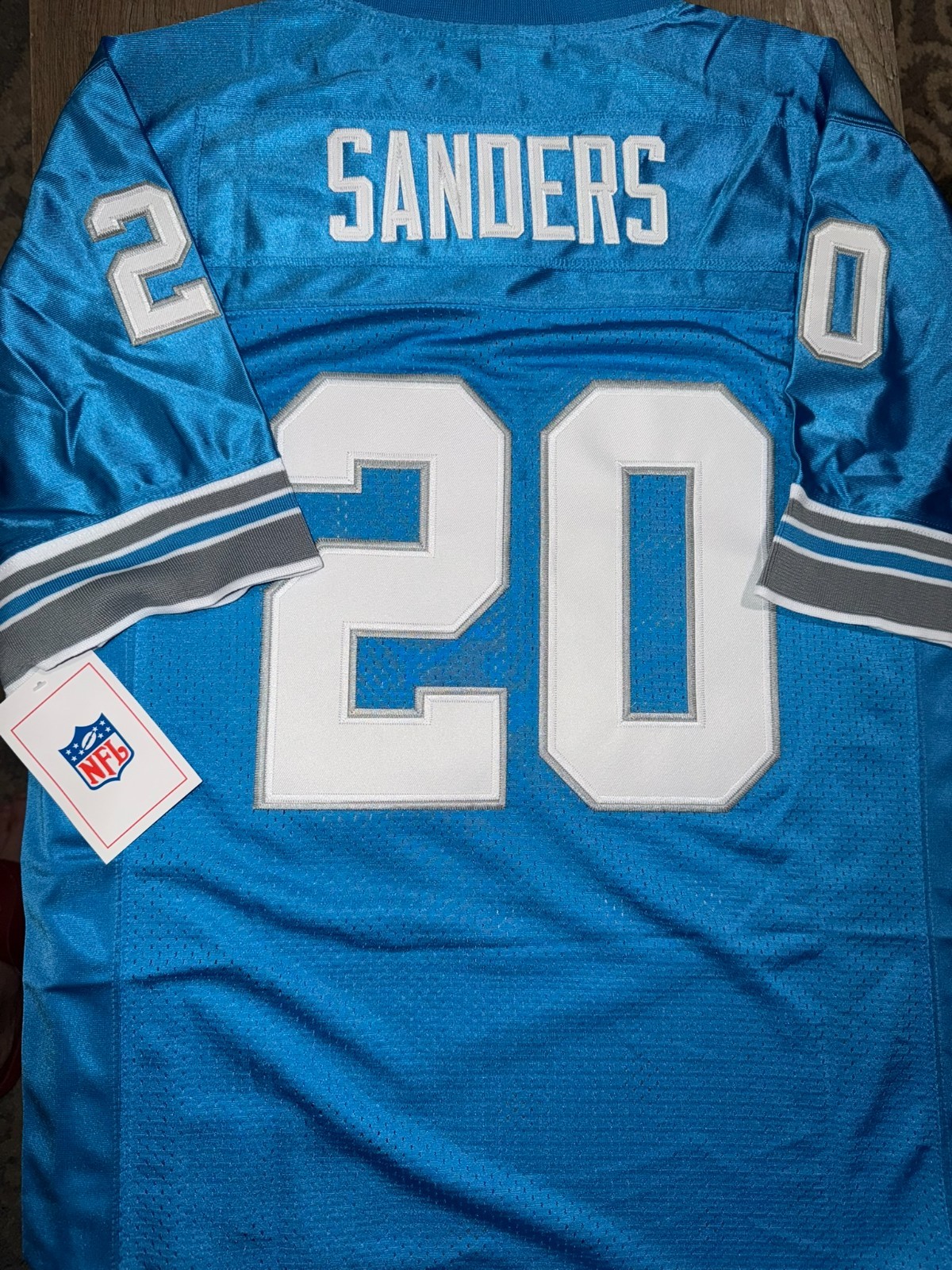 BRAND NEW #20 Barry Sanders THROWBACK Blue DETROIT LIONS Jersey Size XL BRAND NEW #20 Barry Sanders THROWBACK Blue DETROIT LIONS Jersey Size XL
