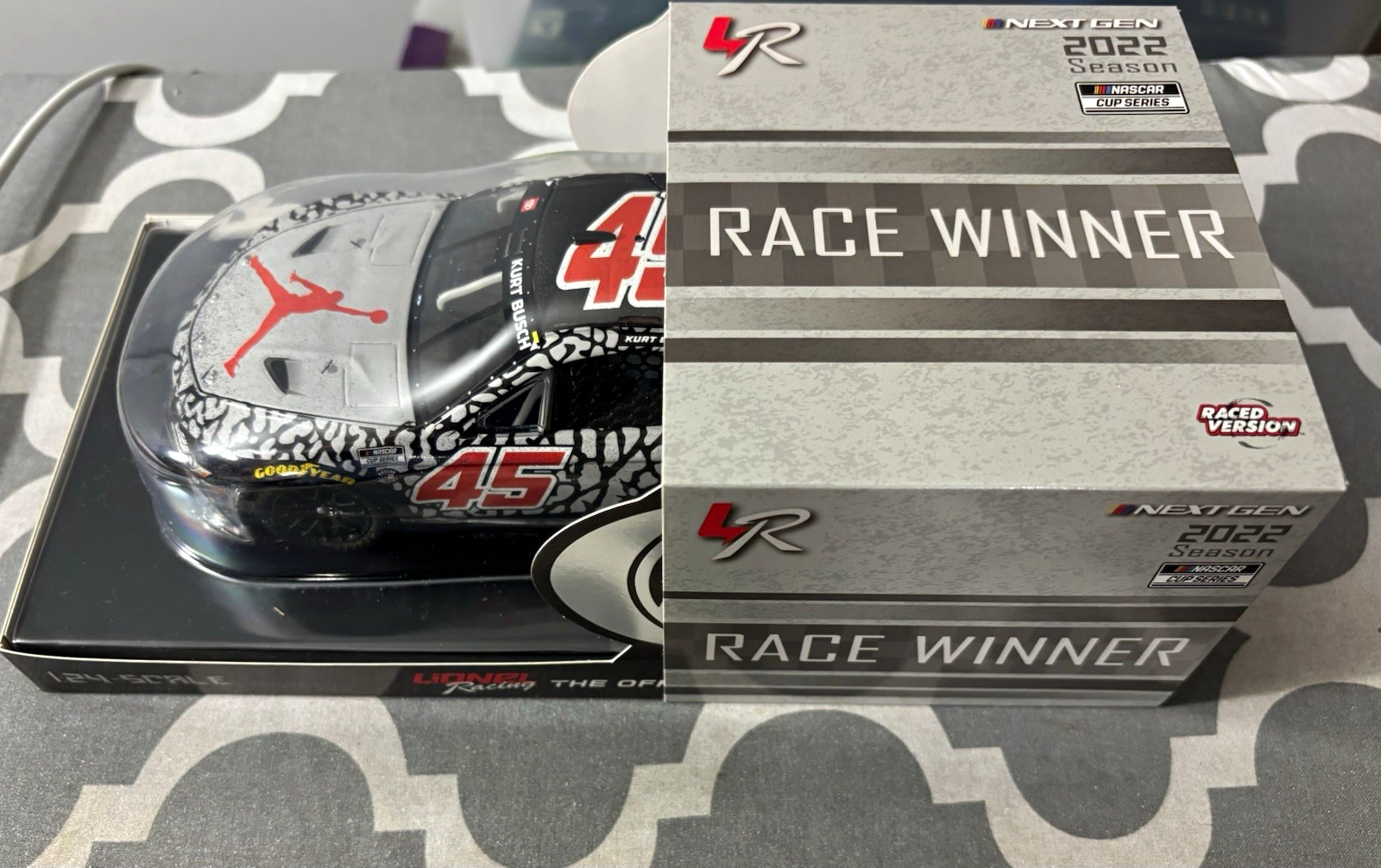 2022 Kurt Busch Kansas Win 1/24 ELITE NASCAR Diecast WITH BOX #45 Jordan 23XI 2022 Kurt Busch Kansas Win 1/24 ELITE NASCAR Diecast WITH BOX #45 Jordan 23XI