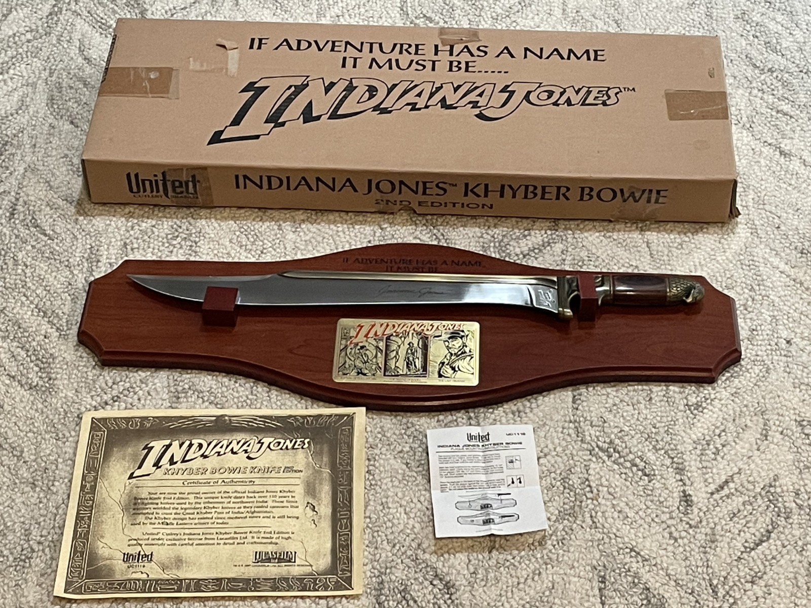 Vtg United Cutlery Indiana Jones Khyber Bowie Knife 2nd Ed UC1119 Plaque COA Box Vtg United Cutlery Indiana Jones Khyber Bowie Knife 2nd Ed UC1119 Plaque COA Box