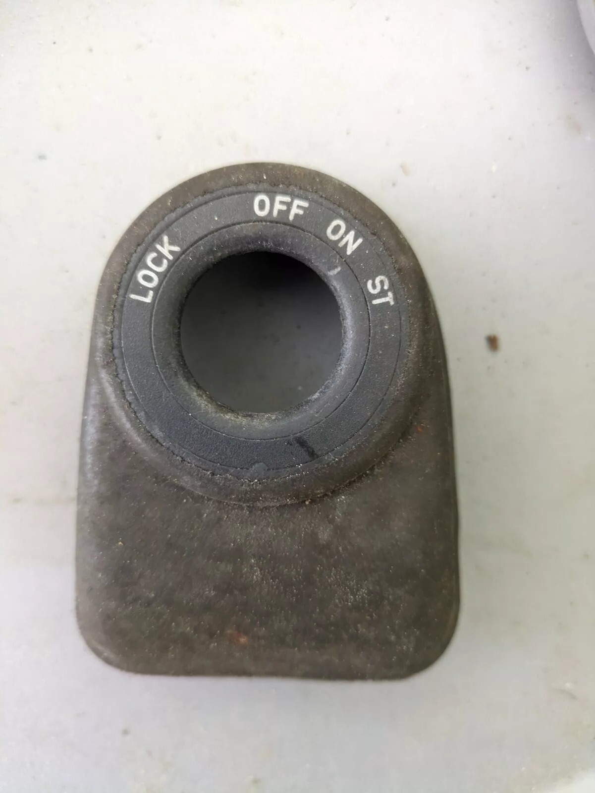SAAB OG 9-3 9-5 IGNITION IMMOBILIZER KEY SURROUND GREY GRAY 1999-2003 52010396 SAAB OG 9-3 9-5 IGNITION IMMOBILIZER KEY SURROUND GREY GRAY 1999-2003 52010396