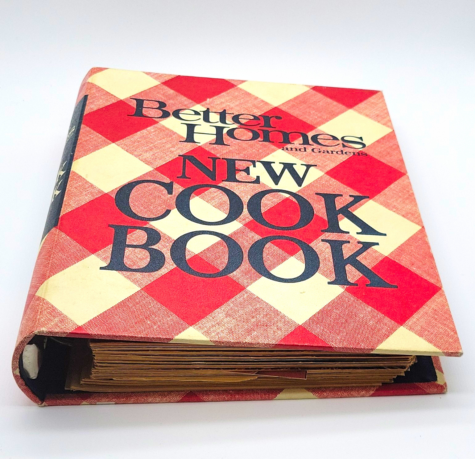Better Homes and Gardens New Cook Book Ring Bound Illustrated Tabs 1968 Meredith