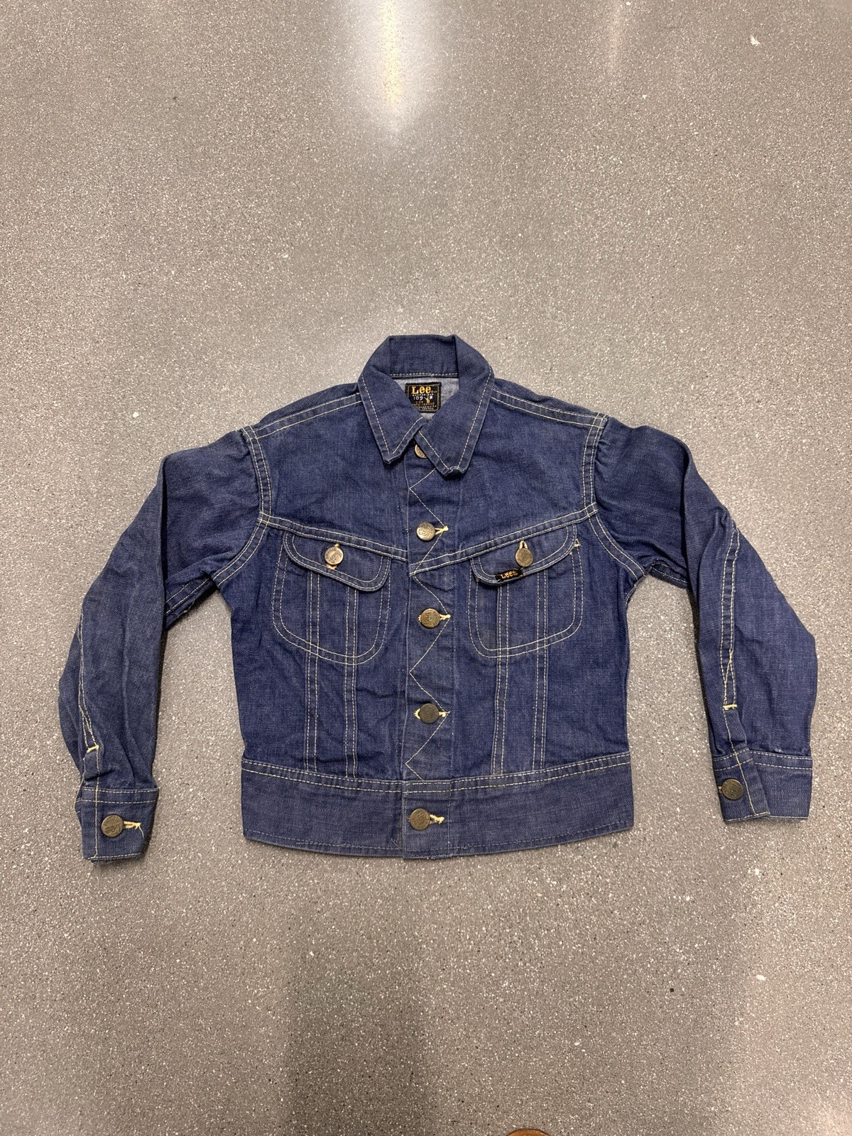 Vintage 1970s Lee Riders 109-JB Kids Denim Jacket Size 6 Made In USA Distressed