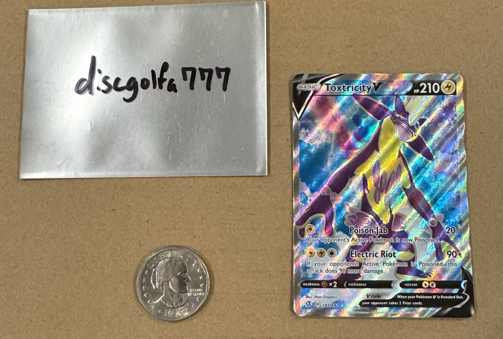 Toxtricity V 182/192 Full Art Holo - SWSH02 Rebel Clash Ultra Rare EN Toxtricity V 182/192 Full Art Holo - SWSH02 Rebel Clash Ultra Rare EN