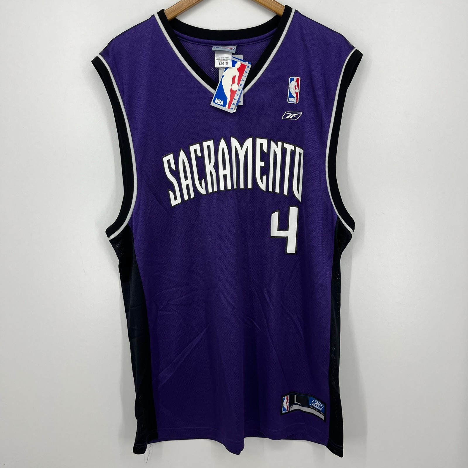 Reebok Chris Webber #4 Sacramento Kings Basketball Jersey Men\'s L Purple New NWT Reebok Chris Webber #4 Sacramento Kings Basketball Jersey Men\'s L Purple New NWT