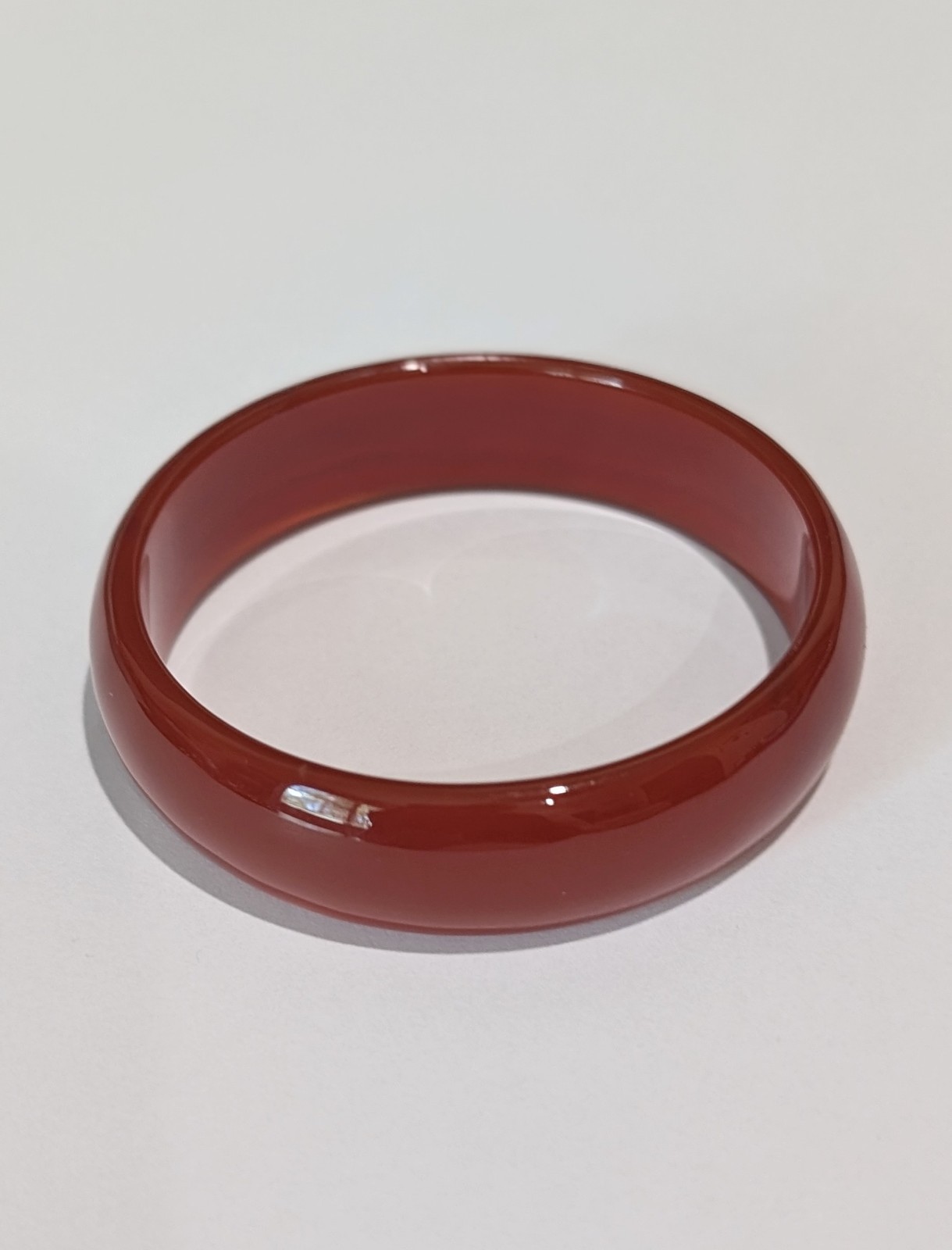 Vintage Genuine Red Carnelian 17mm Bangle Bracelet 170 Carats 34 Grams Vintage Genuine Red Carnelian 17mm Bangle Bracelet 170 Carats 34 Grams