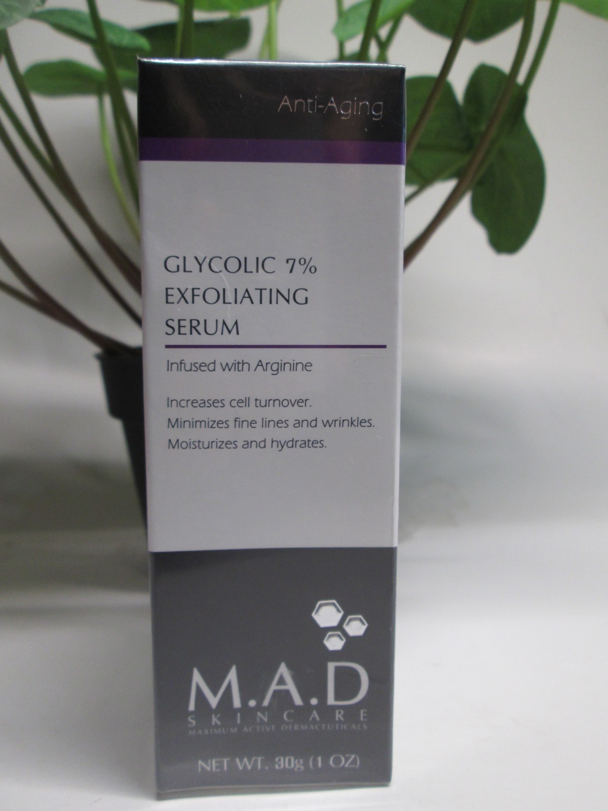 M. A. D skincare transforming nourishing night cream 50ml1.7exp 2029 NEW M. A. D skincare transforming nourishing night cream 50ml1.7exp 2029 NEW