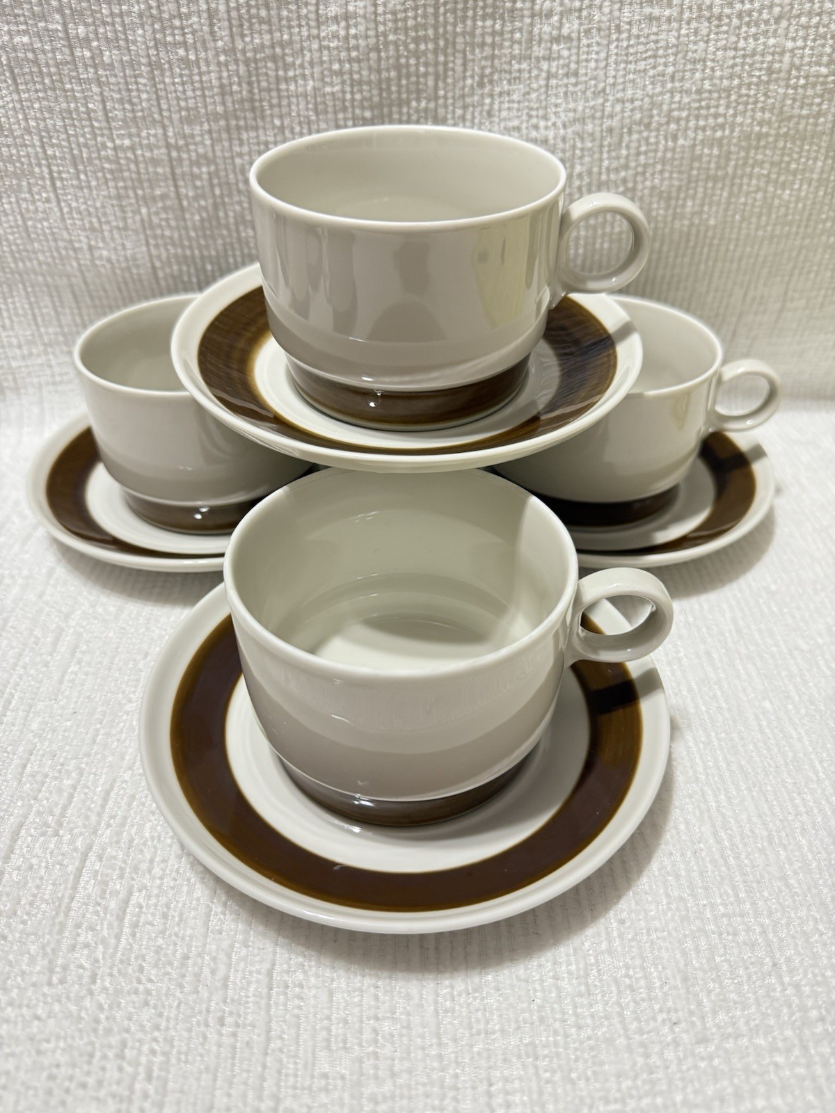 (4)Rörstrand-Sweden”FORMA”-White/Brown Band-Stackable Tea/Coffee Cup&Saucer Sets