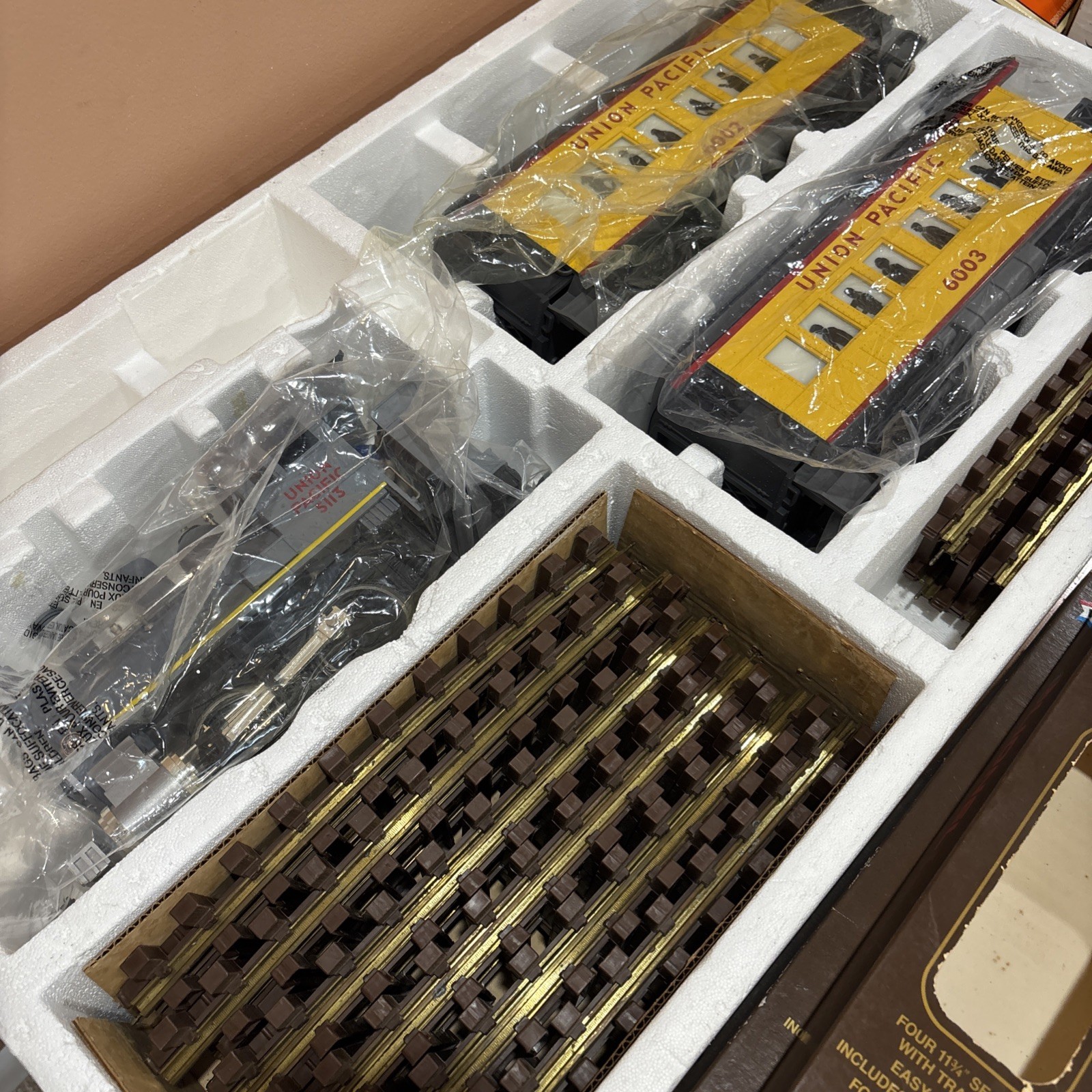 Lionel Large Scale G. Union Pacific Set Loco Passenger 8-81006 Lionel Large Scale G. Union Pacific Set Loco Passenger 8-81006