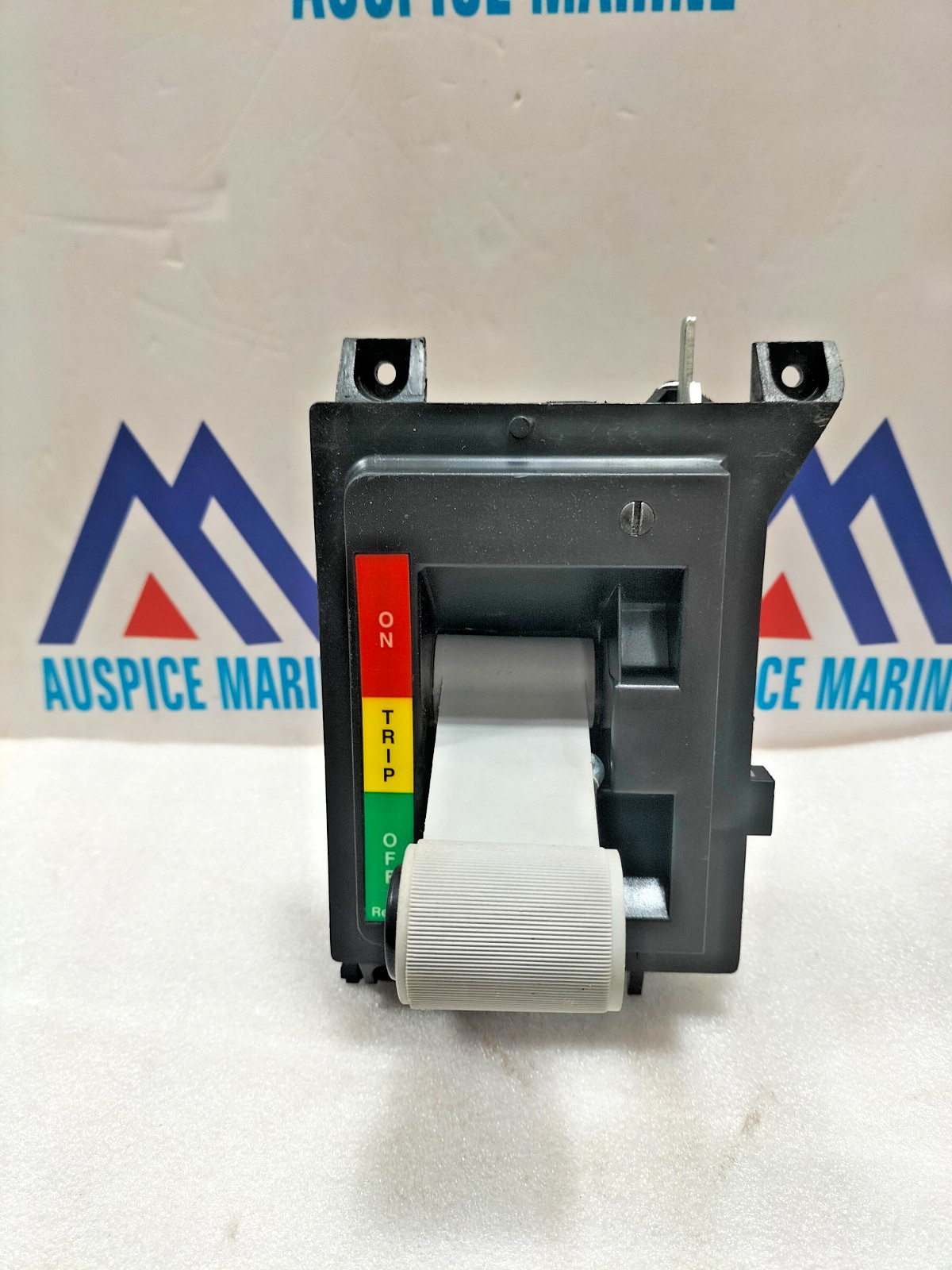 Eaton 4719A88G01 On Off Trip MCC Operating Handle Mechanism Eaton 4719A88G01 On Off Trip MCC Operating Handle Mechanism