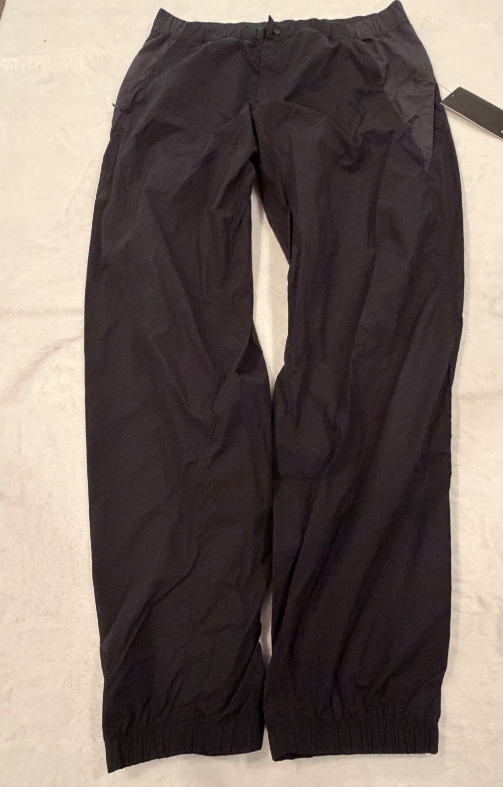NWT Lululemon Nylon Relaxed Track Pants Men Size Medium Black Grey LM5BOBS