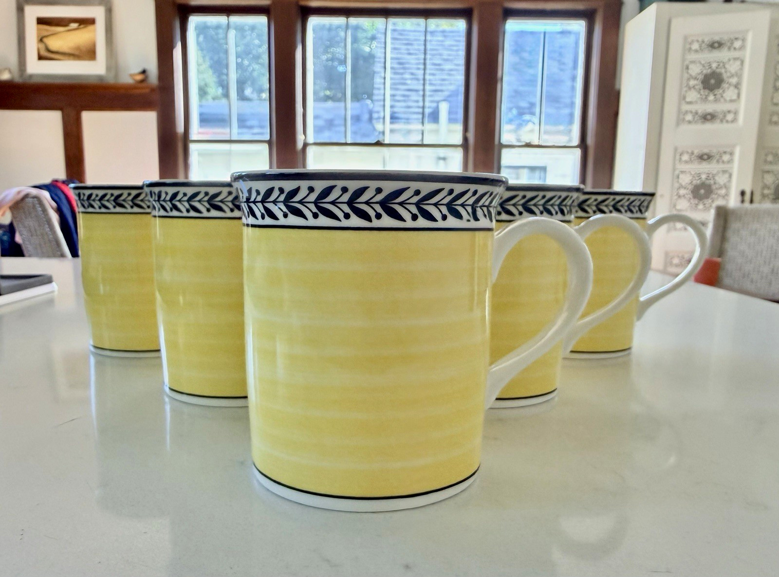 Villeroy & Boch Luxembourg Porcelain Coffee Mug Set 8pc Germany. DW safe. Villeroy & Boch Luxembourg Porcelain Coffee Mug Set 8pc Germany. DW safe.