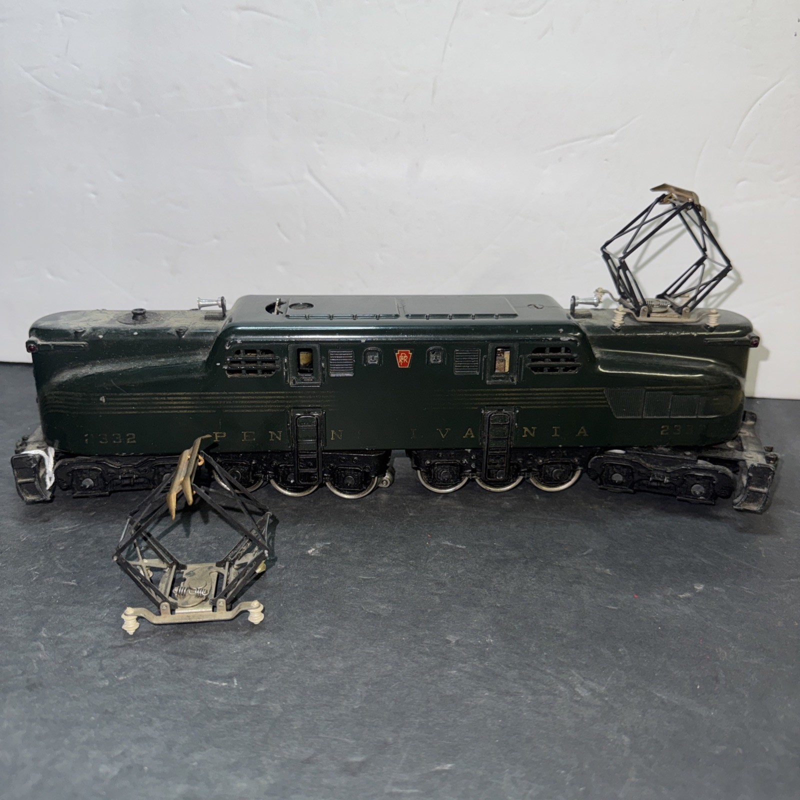 Lionel Postwar 2332 Electric Locomotive Pennsylvania GG1 1947 Green G46 Untested Lionel Postwar 2332 Electric Locomotive Pennsylvania GG1 1947 Green G46 Untested
