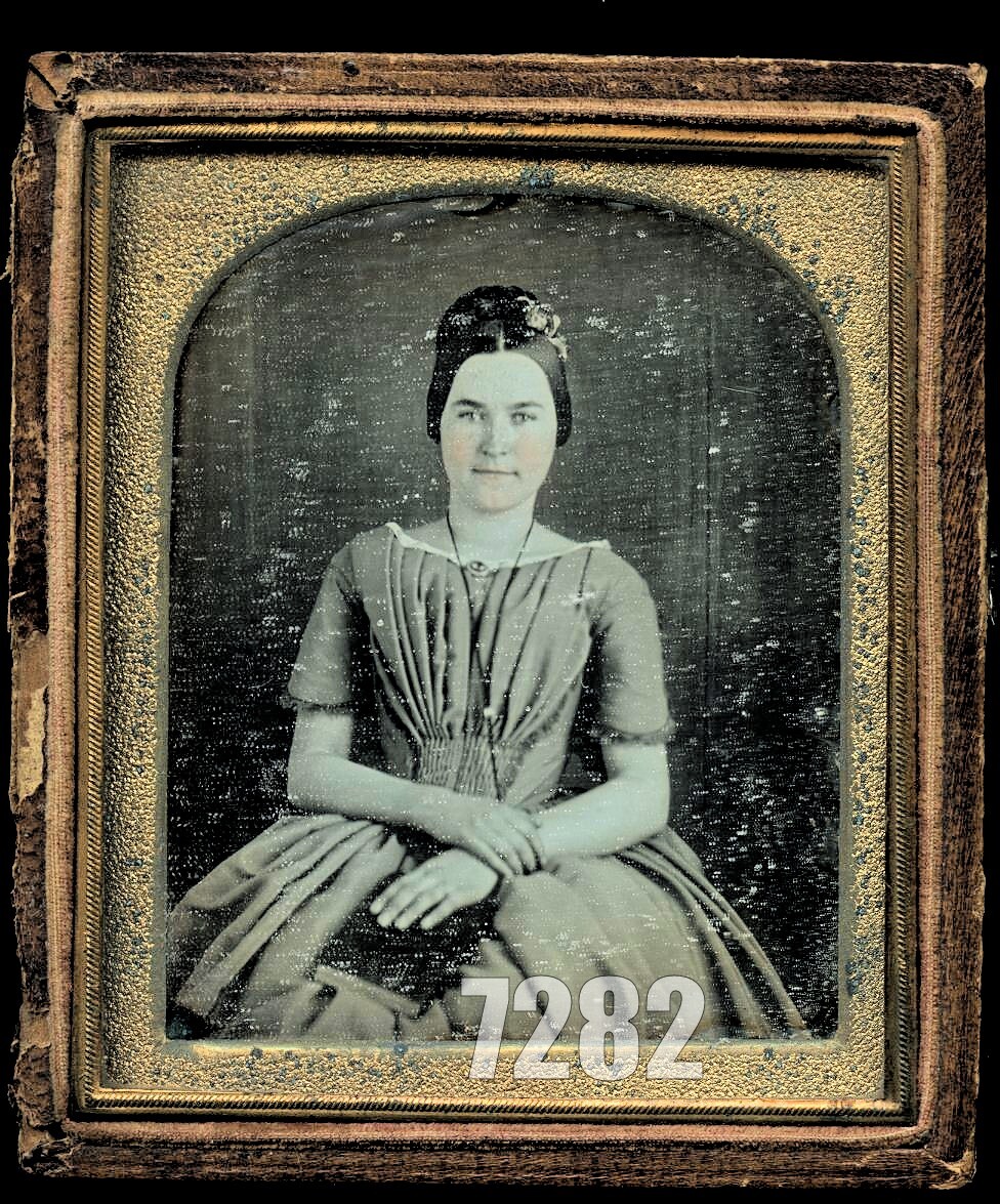 1/6 Sealed Daguerreotype Photo Pretty Woman Holding Book Smiling Tinted 1800s 1/6 Sealed Daguerreotype Photo Pretty Woman Holding Book Smiling Tinted 1800s